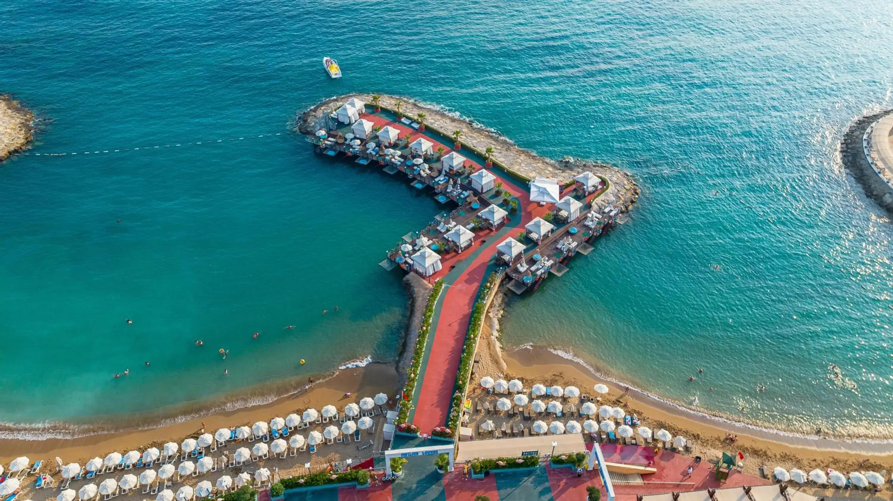 Beach, Bird's-eye View in Granada Luxury Okurcalar