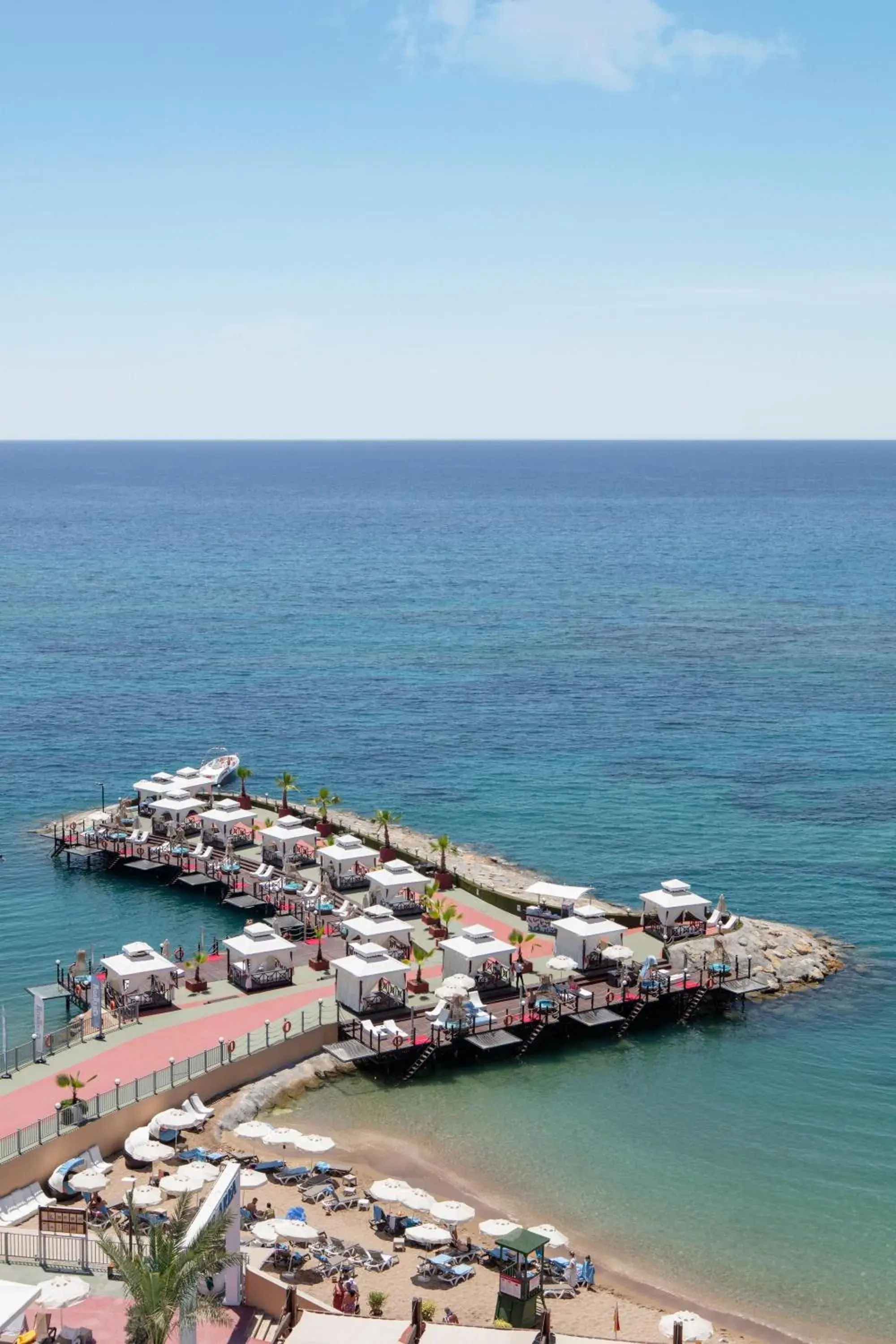 Beach, Bird's-eye View in Granada Luxury Okurcalar