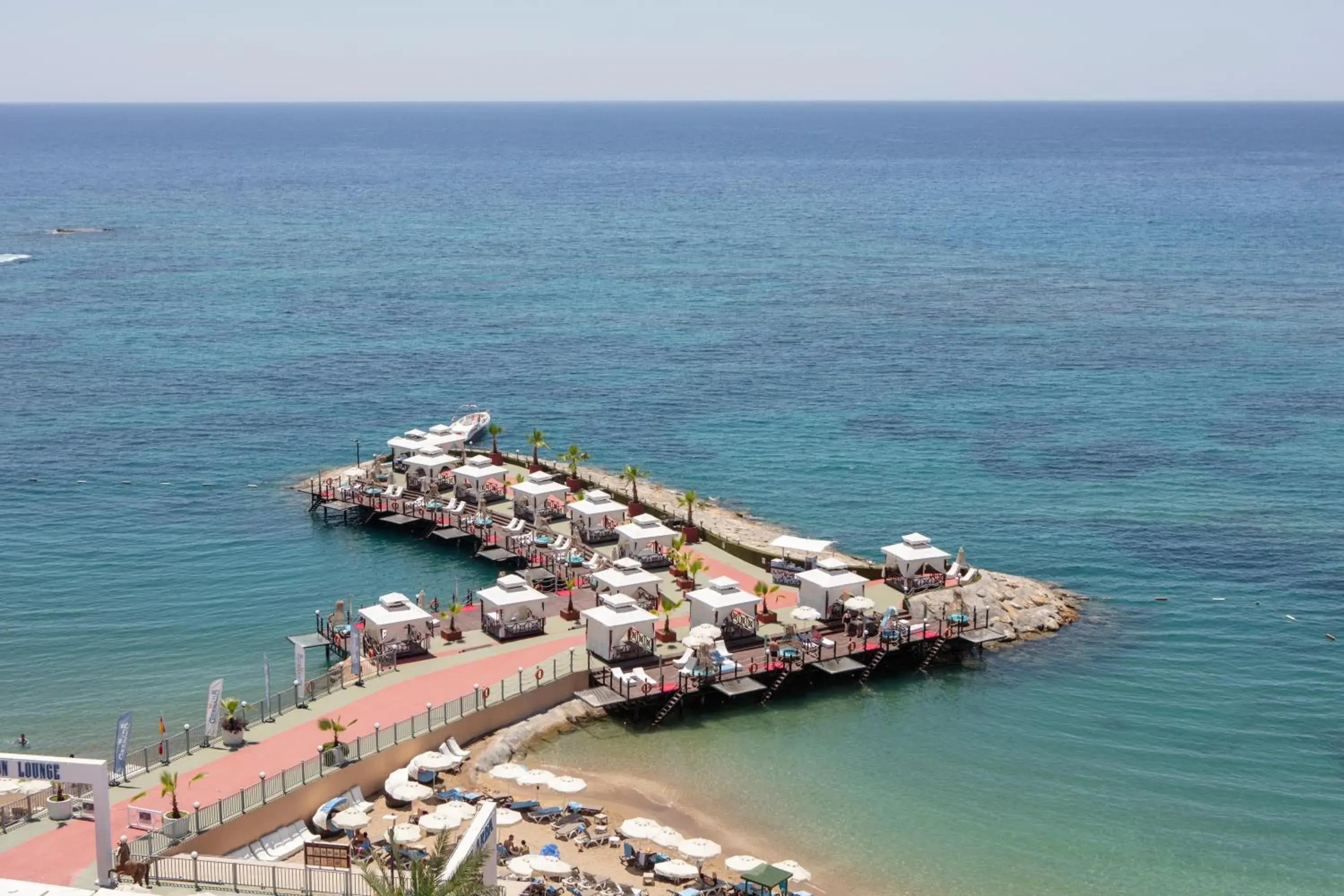 Beach, Bird's-eye View in Granada Luxury Okurcalar