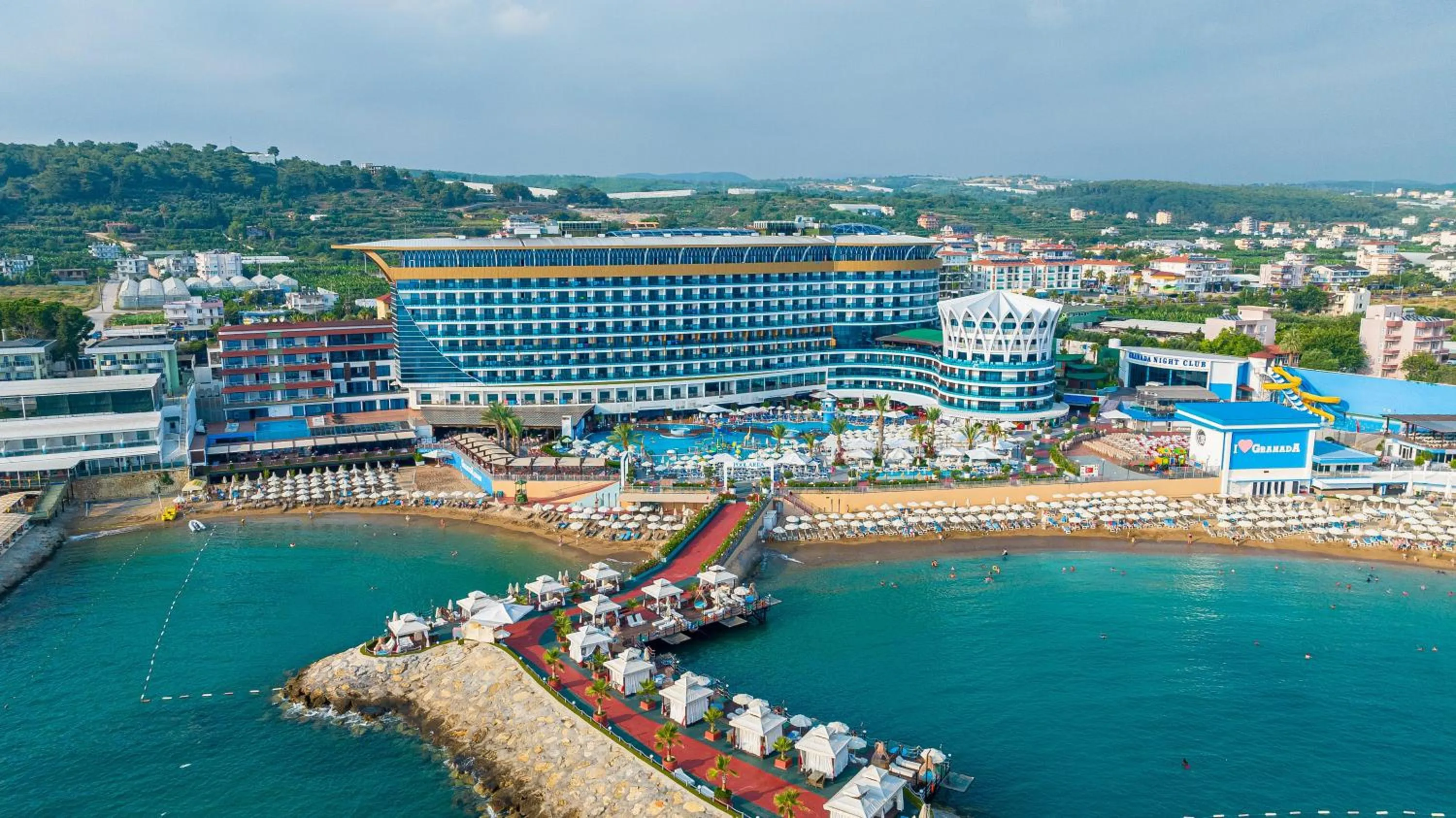 Property building in Granada Luxury Okurcalar