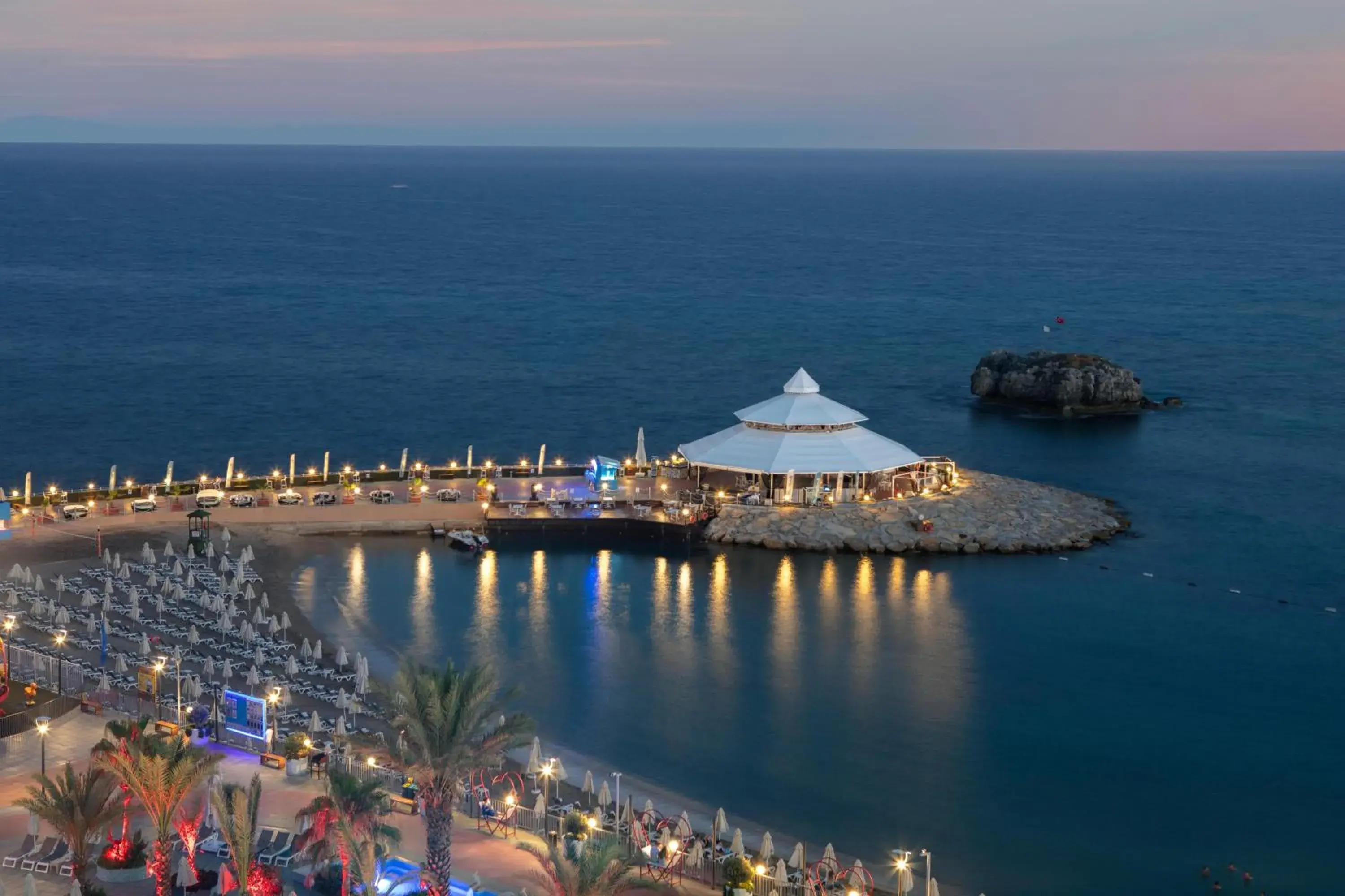 Beach, Bird's-eye View in Granada Luxury Okurcalar