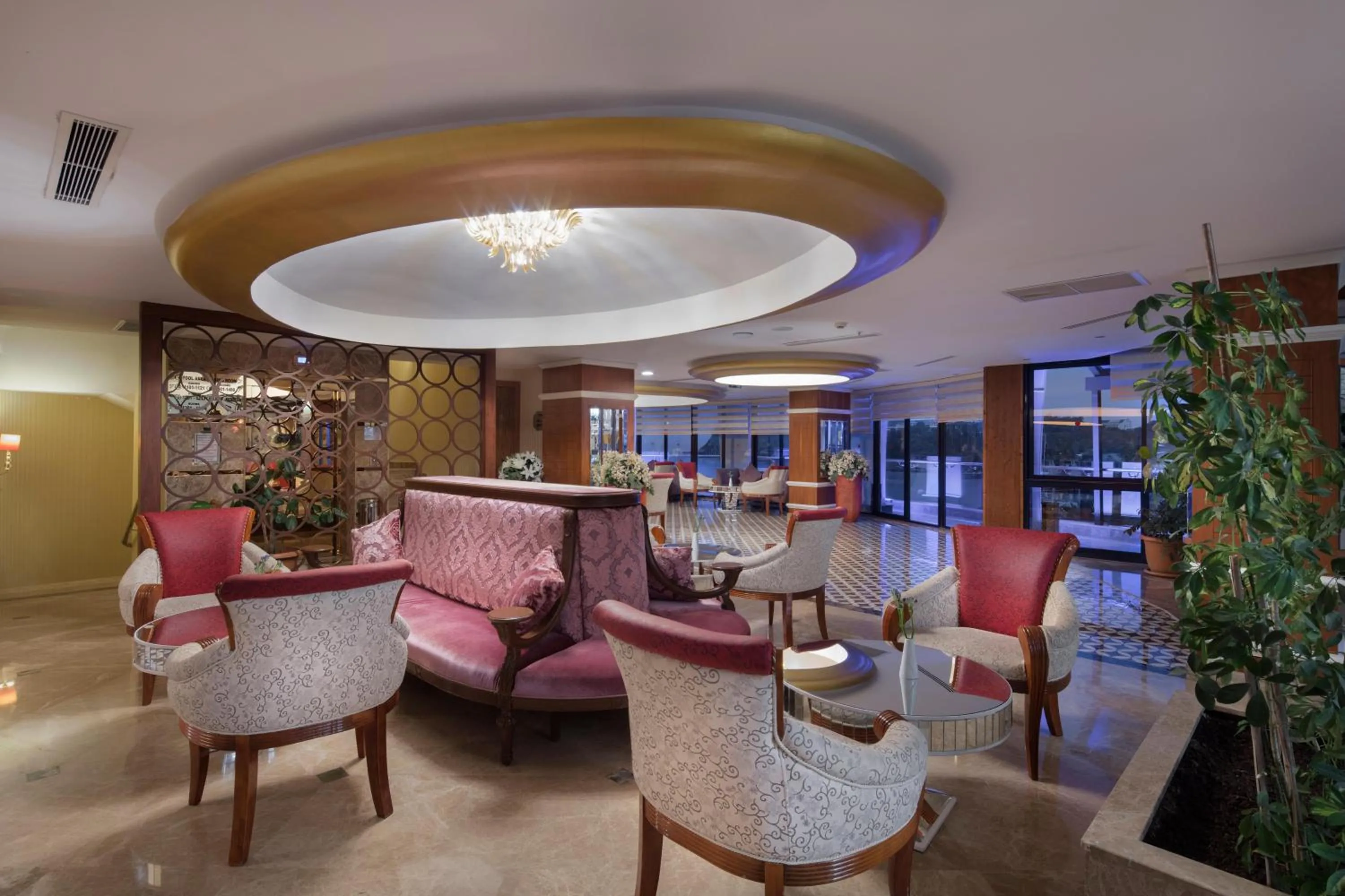 Lounge or bar in Granada Luxury Okurcalar