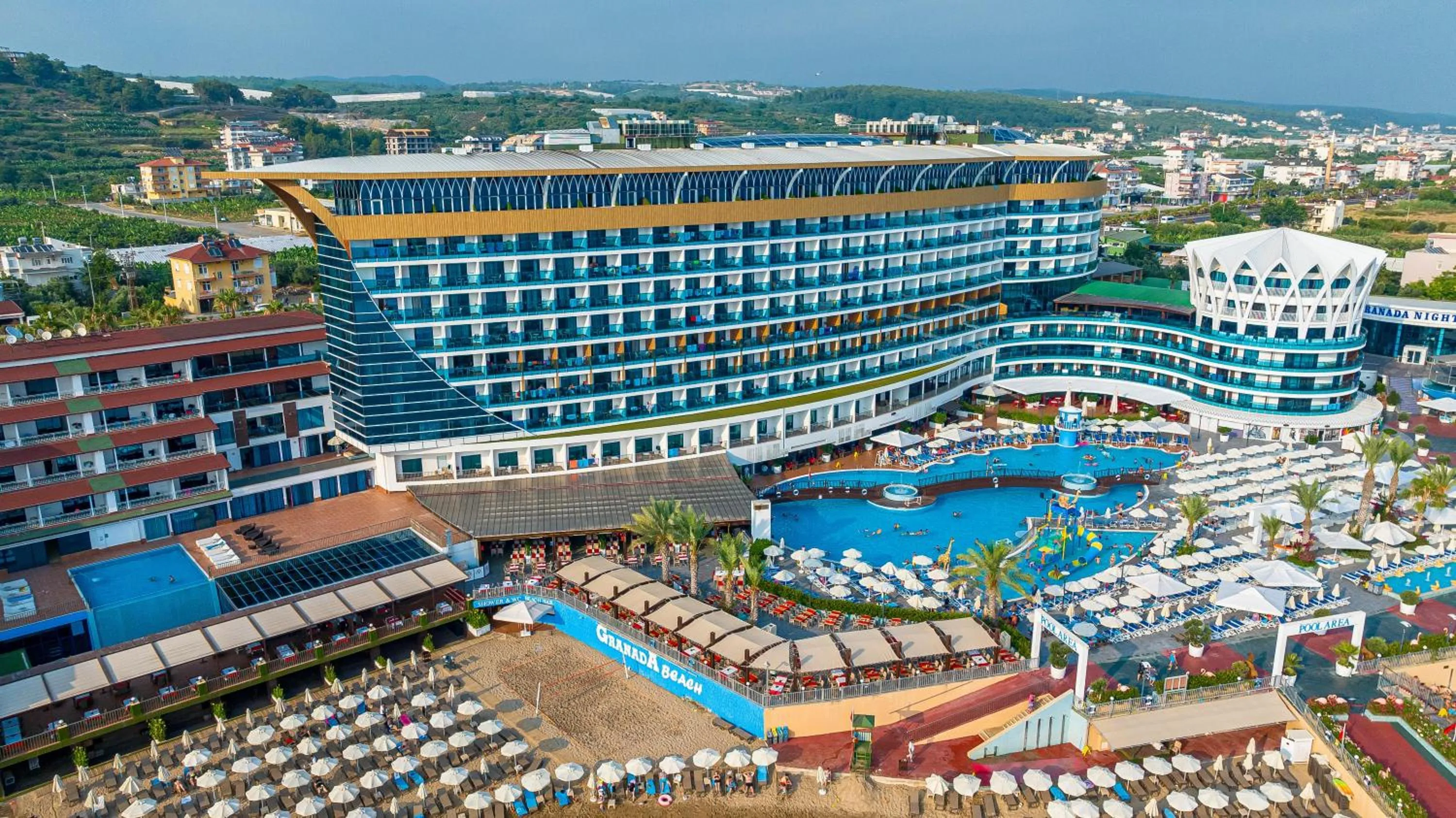 Property building in Granada Luxury Okurcalar