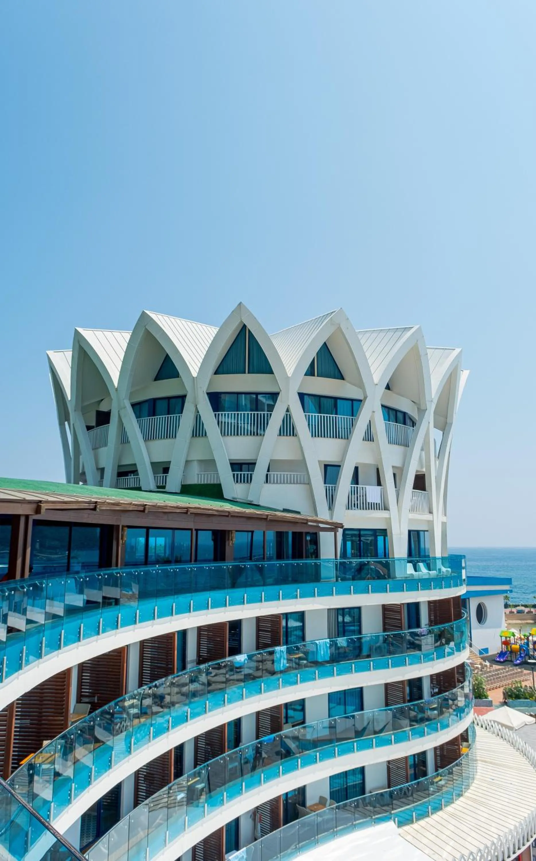 Property building in Granada Luxury Okurcalar