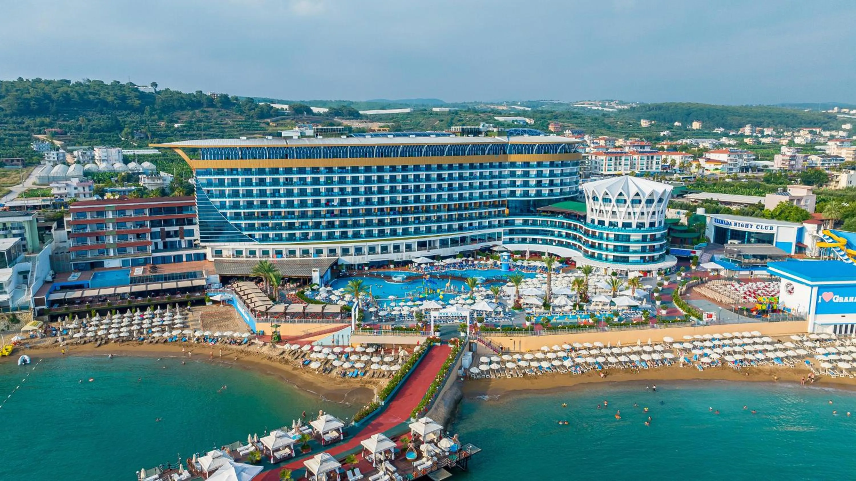 Property building in Granada Luxury Okurcalar