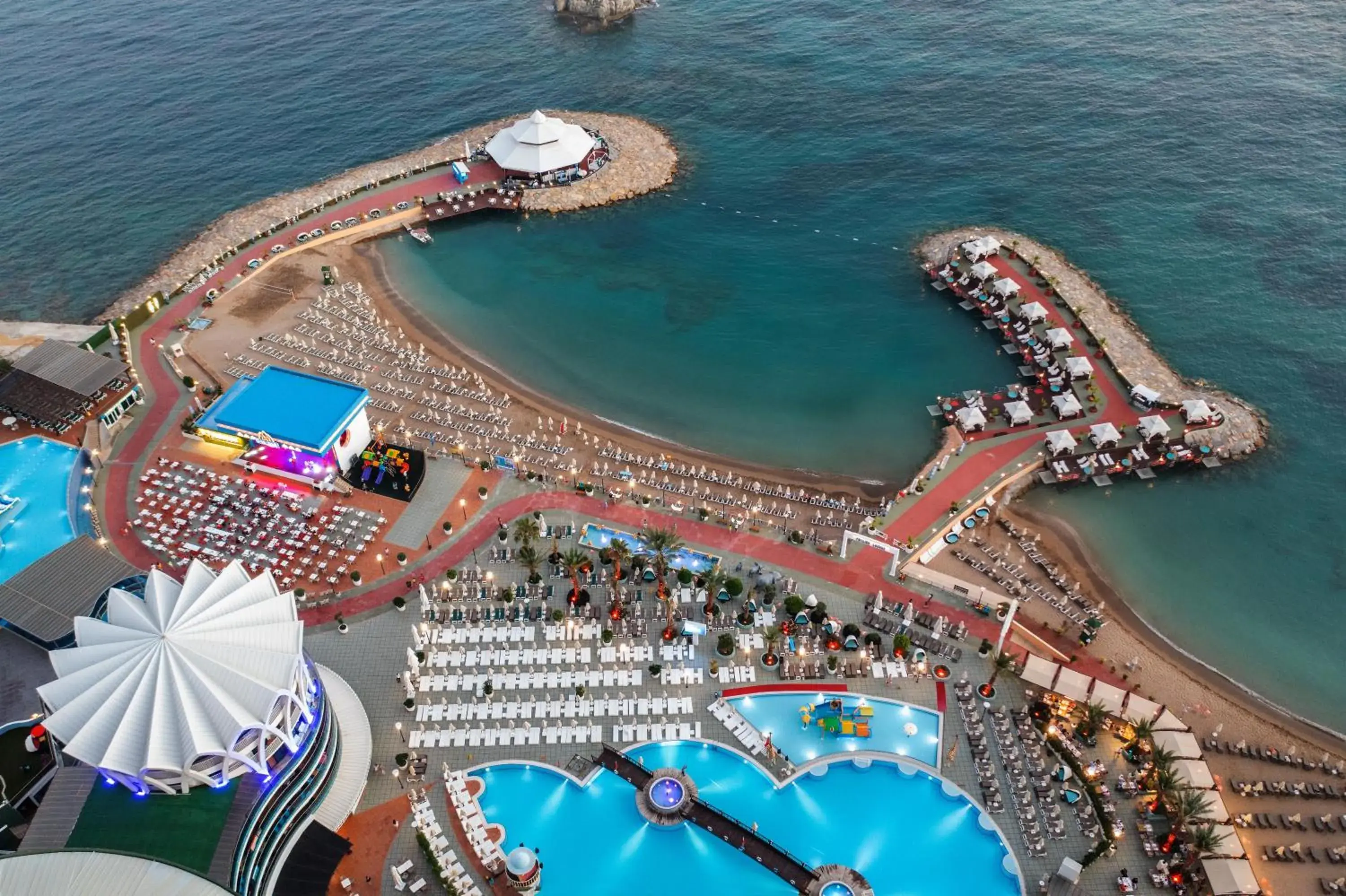 Swimming pool, Bird's-eye View in Granada Luxury Okurcalar