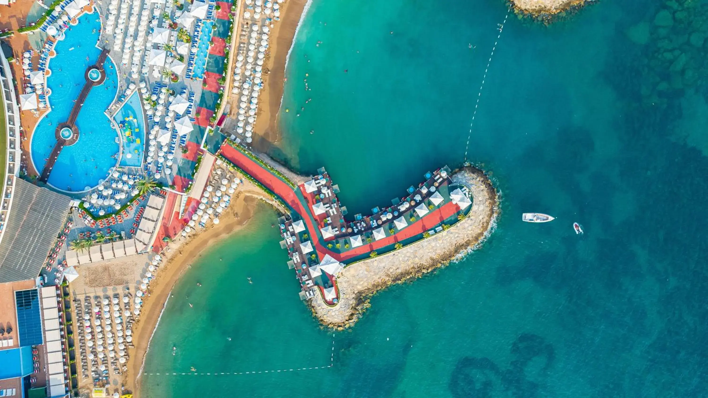 Beach, Bird's-eye View in Granada Luxury Okurcalar