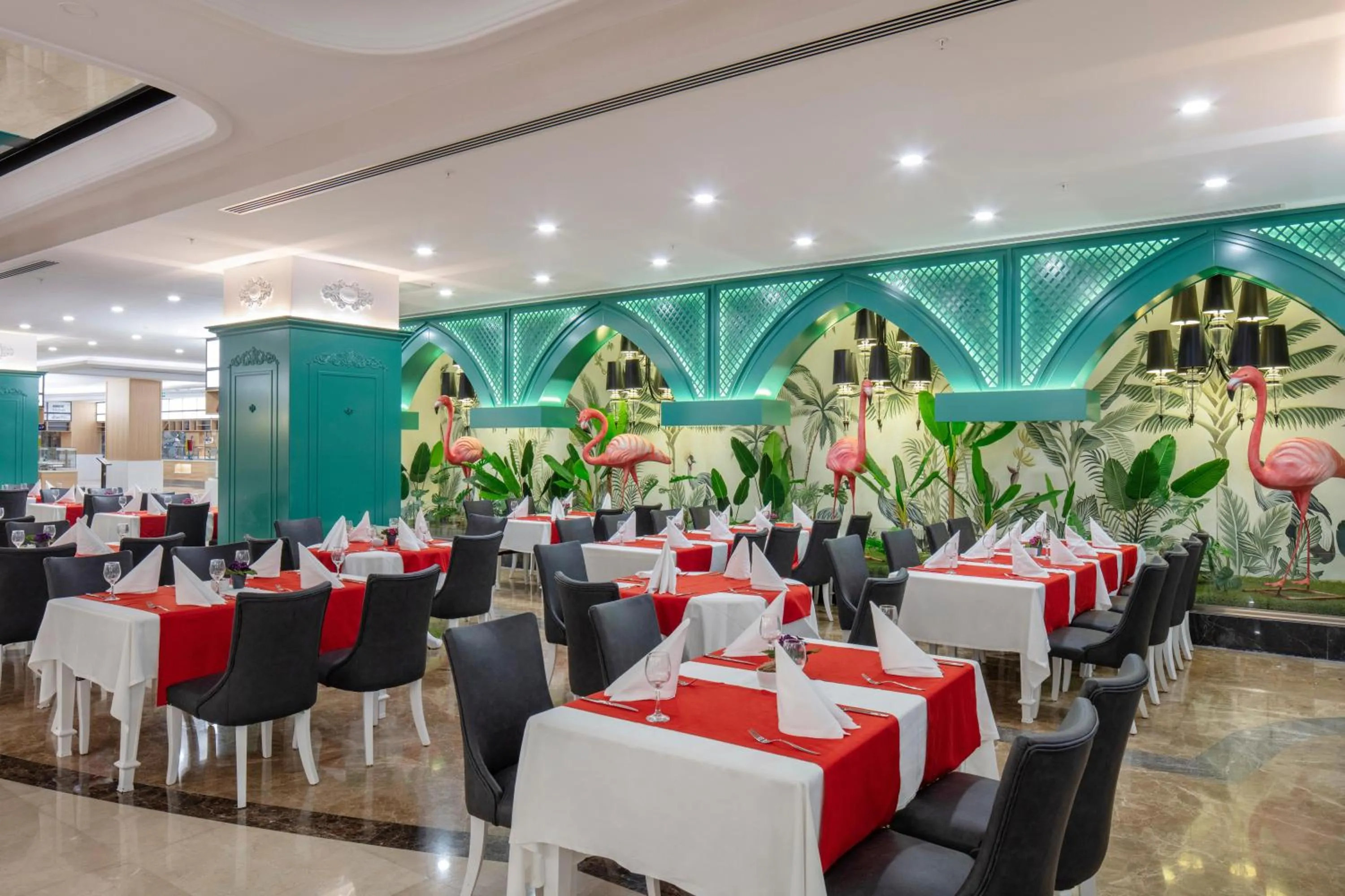 Restaurant/places to eat in Granada Luxury Okurcalar