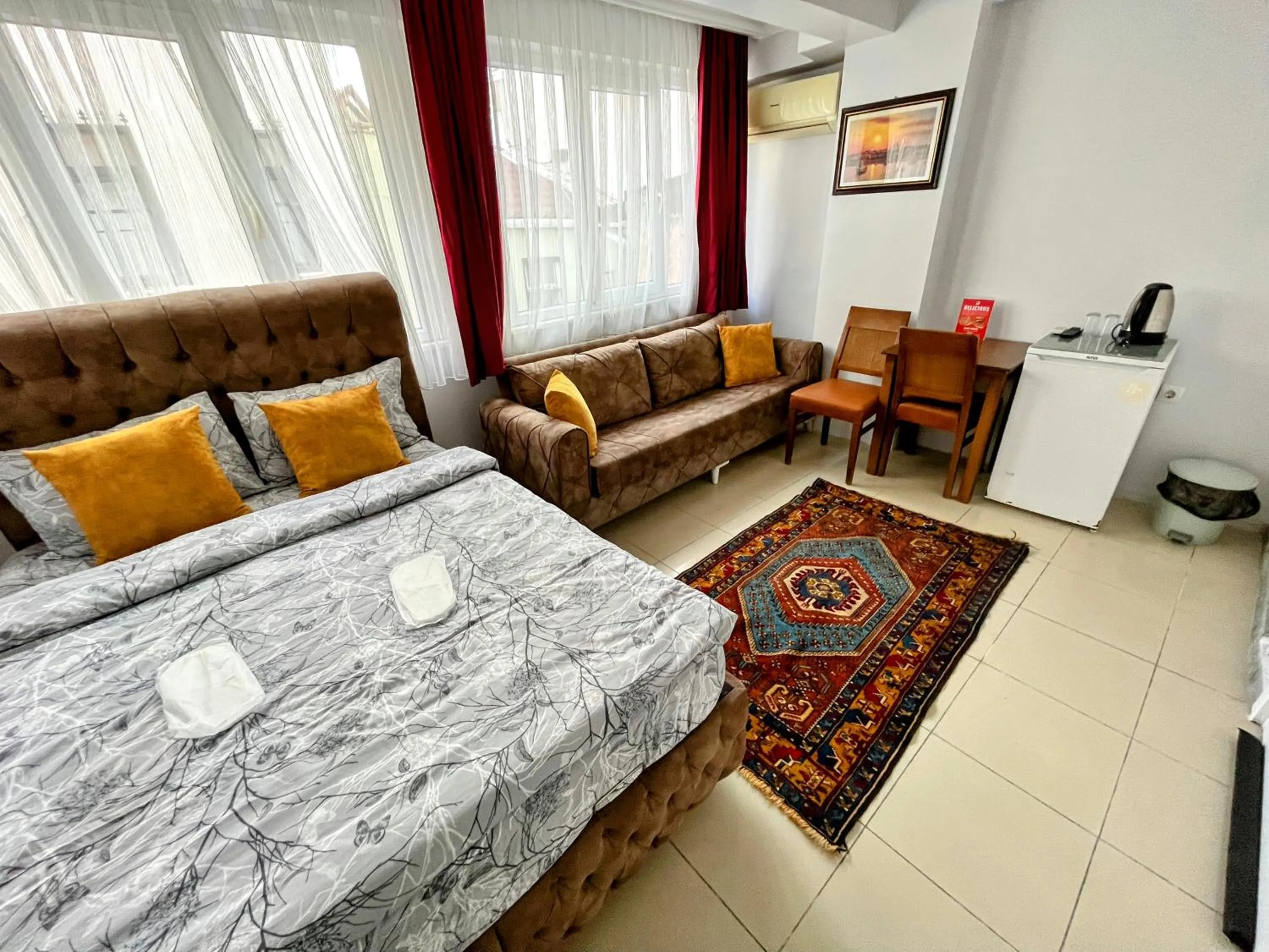 Photo of the whole room in Pembe Hotel