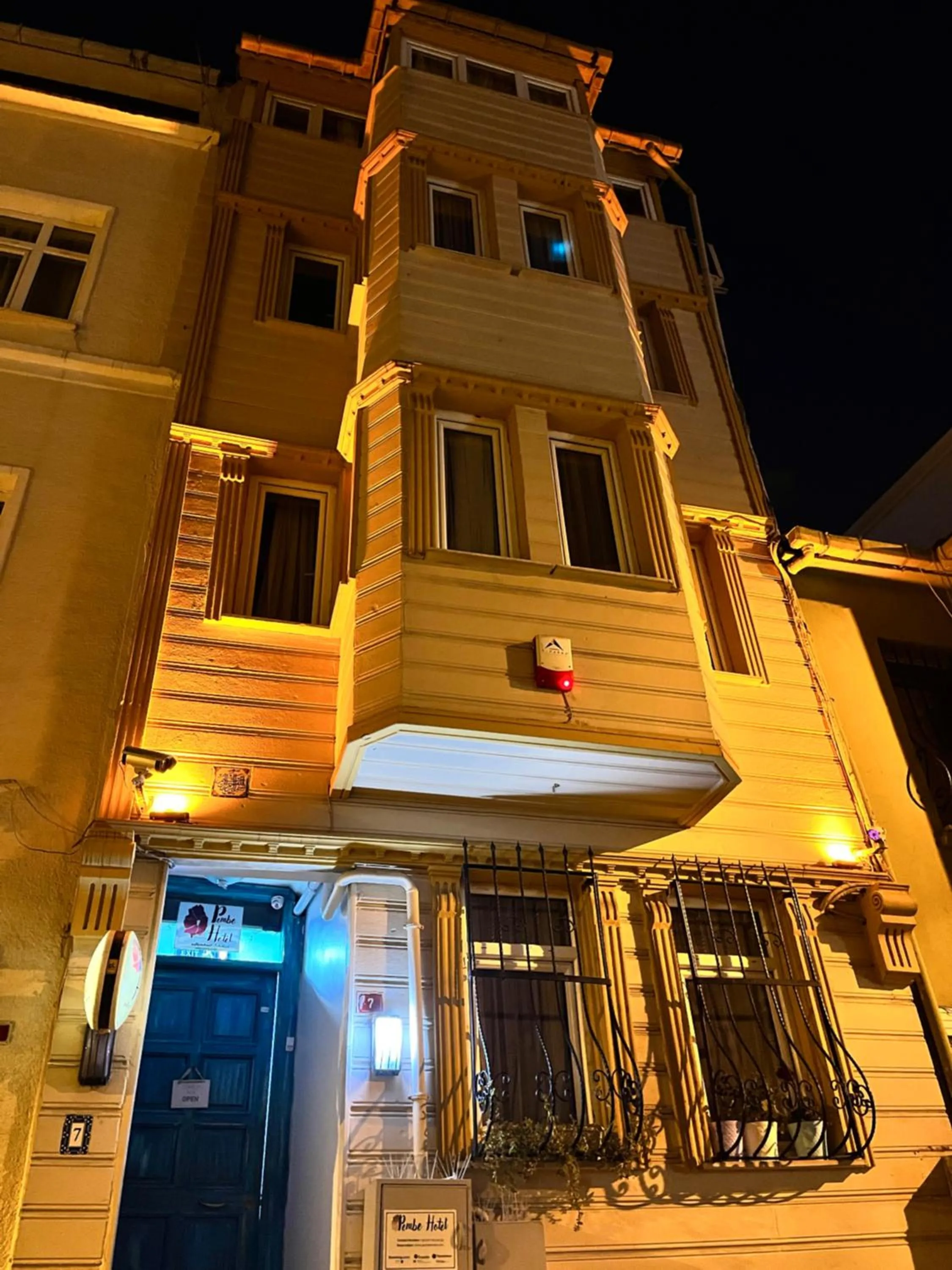 Property building in Pembe Hotel