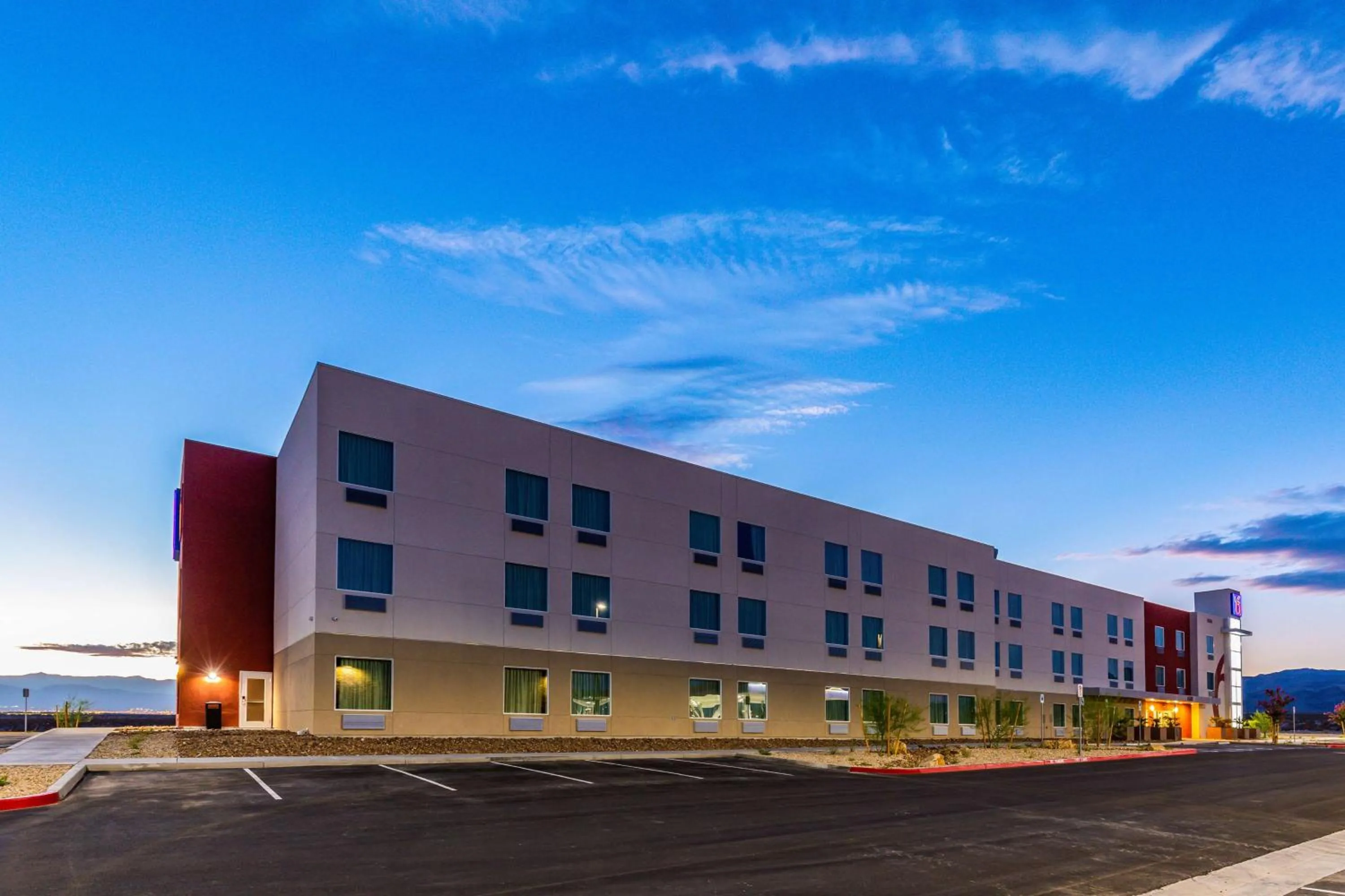 Property building in Motel 6-Las Vegas, NV - Motor Speedway