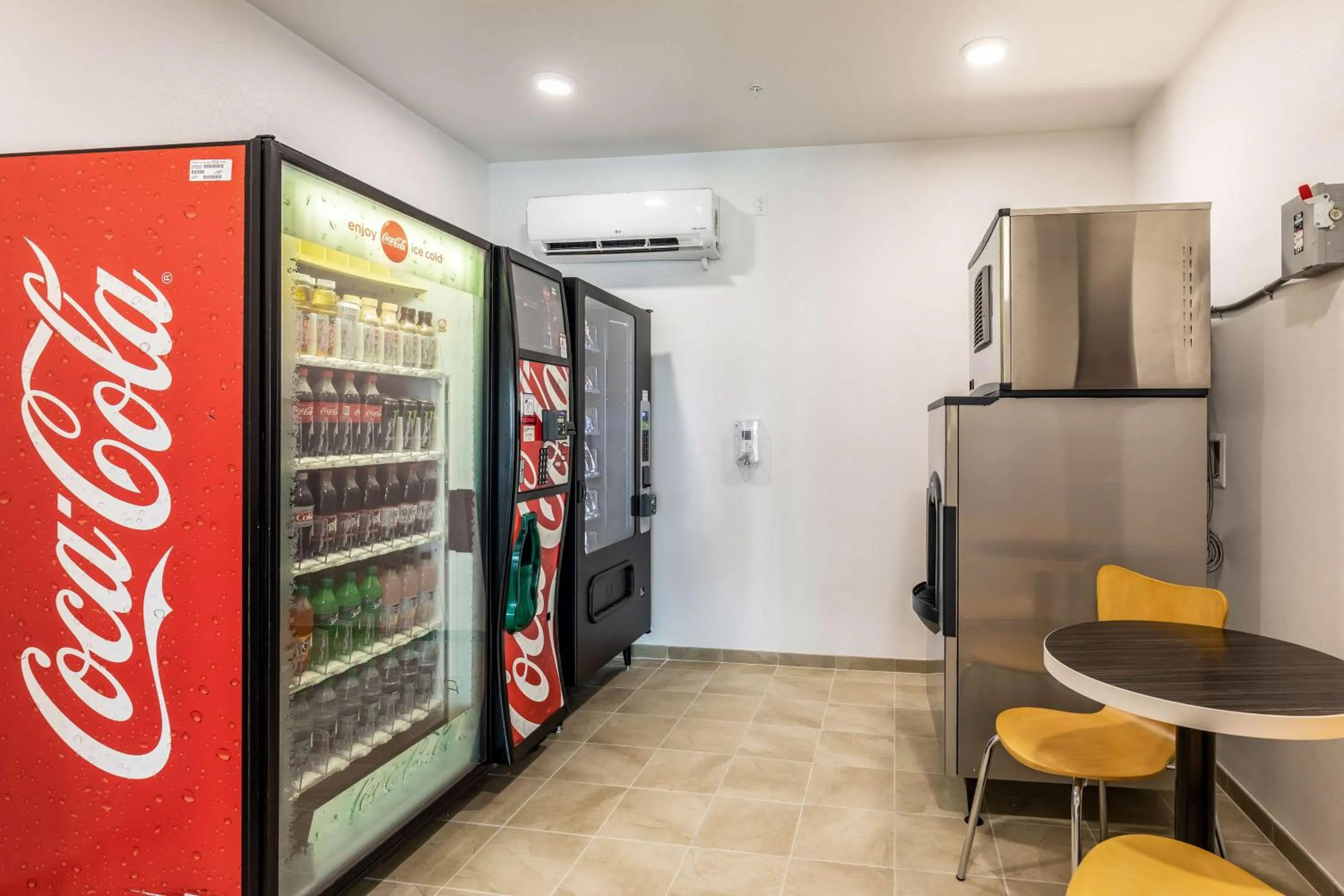 On site in Motel 6-Las Vegas, NV - Motor Speedway