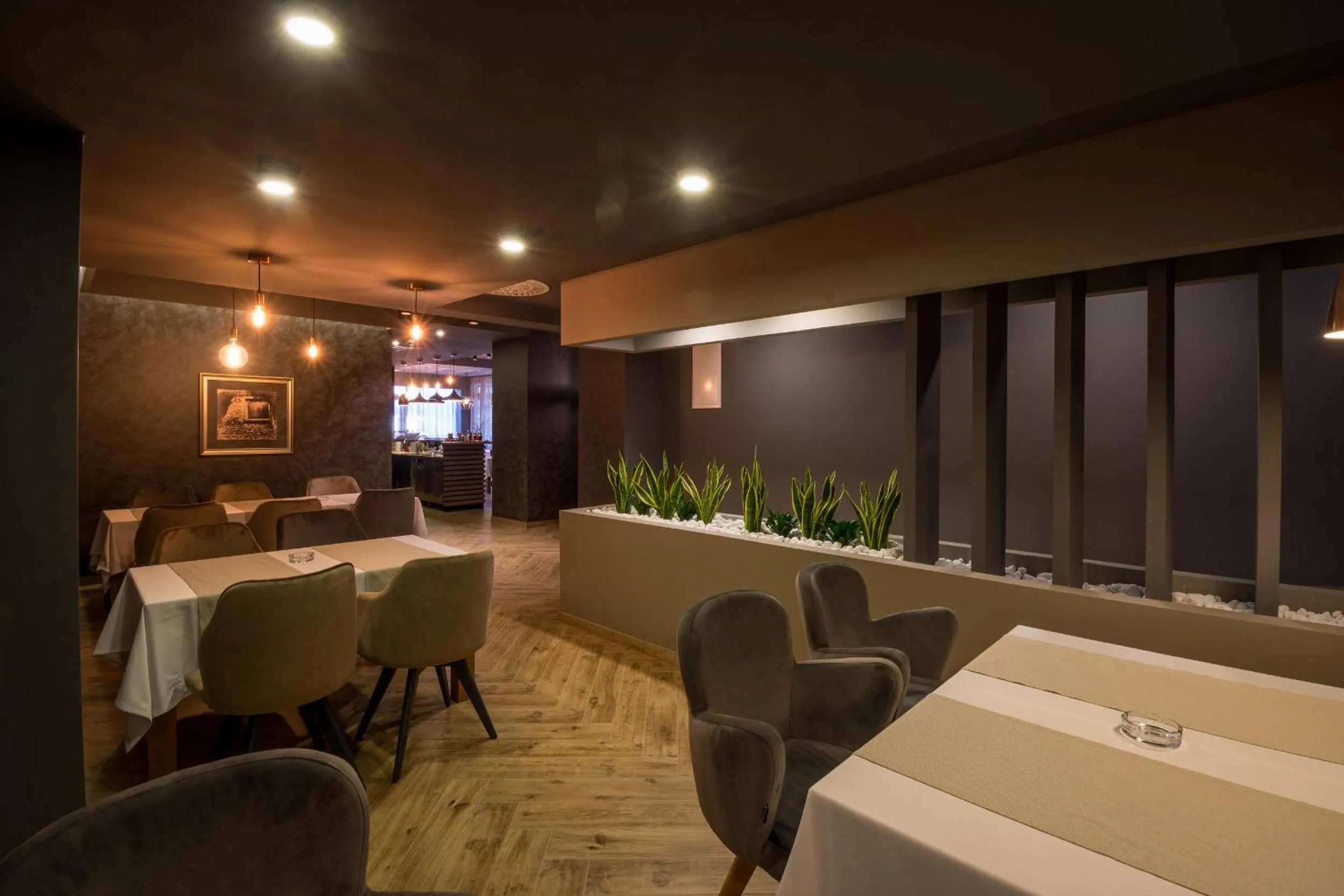 Restaurant/places to eat in Hotel Bigeste