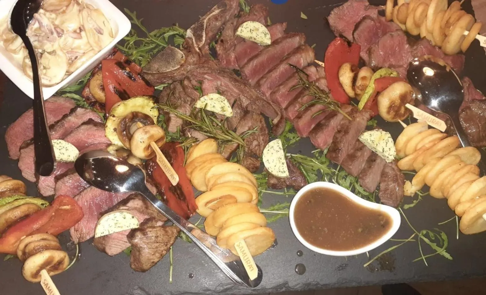 Restaurant/places to eat in Hotel Bigeste