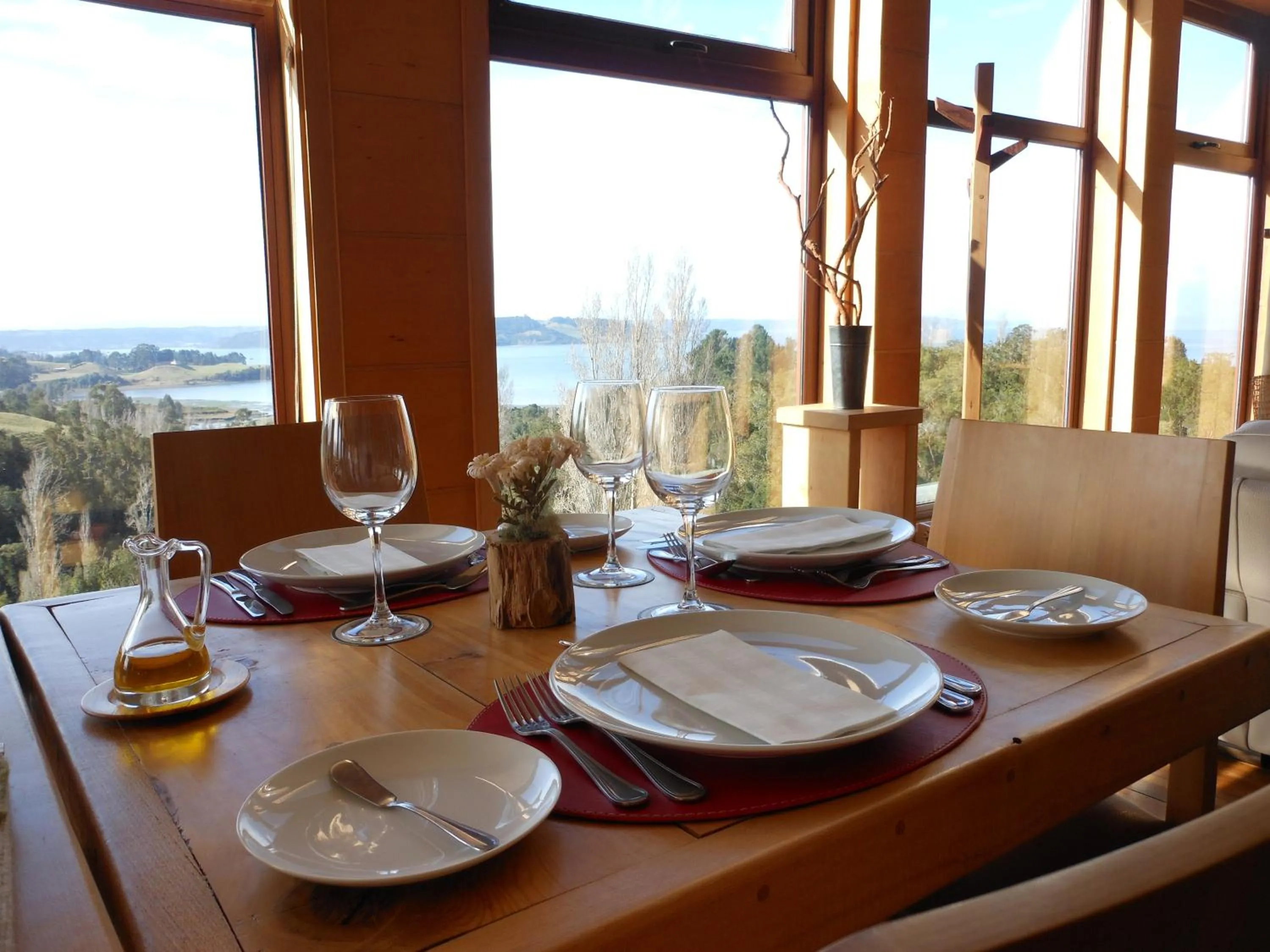 Restaurant/places to eat in Hotel Parque Quilquico