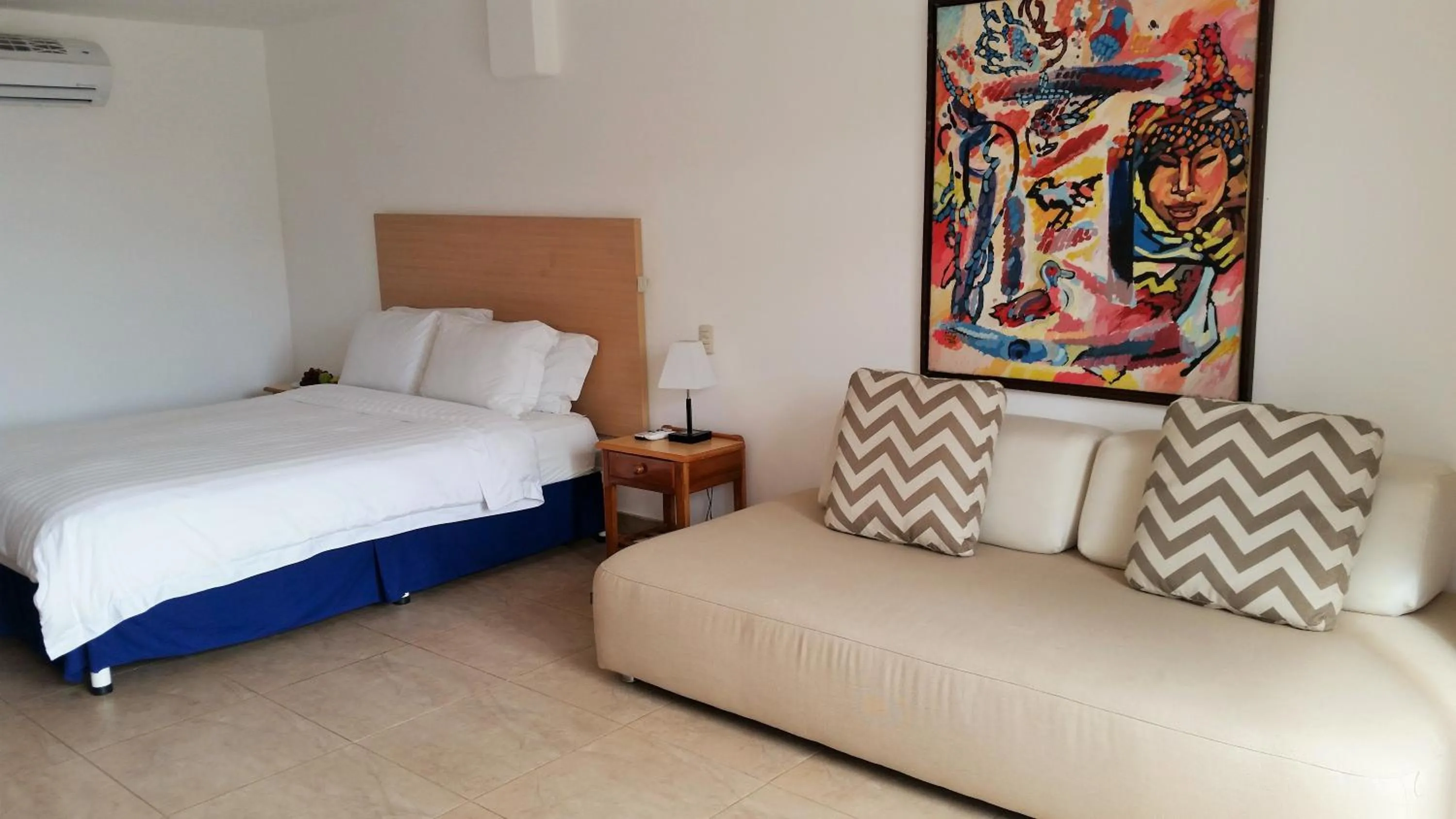 Bedroom, Bed in Howard Johnson by Wyndham Montañita