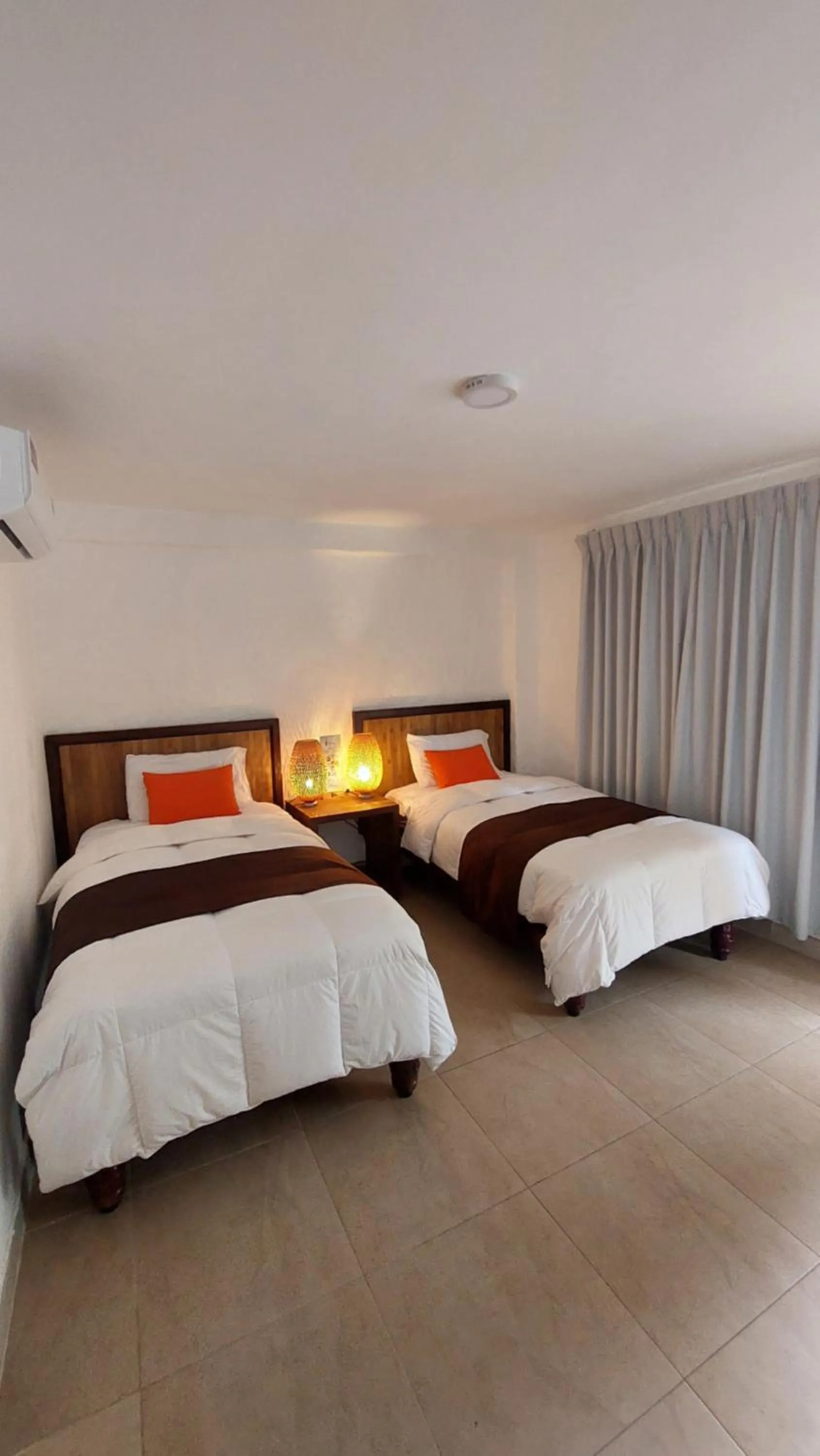 Bedroom, Bed in Howard Johnson by Wyndham Montañita