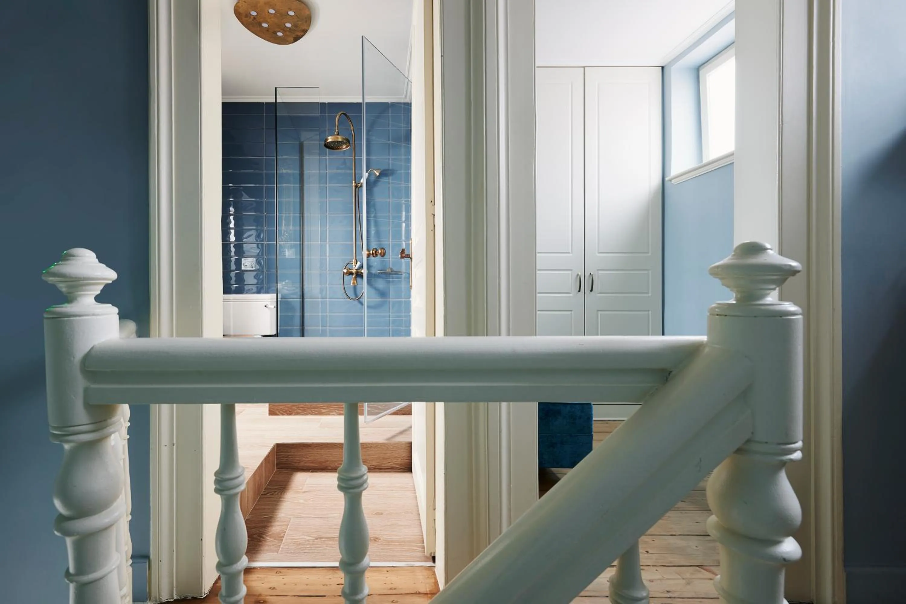 Shower in Bohemian Suites Athens