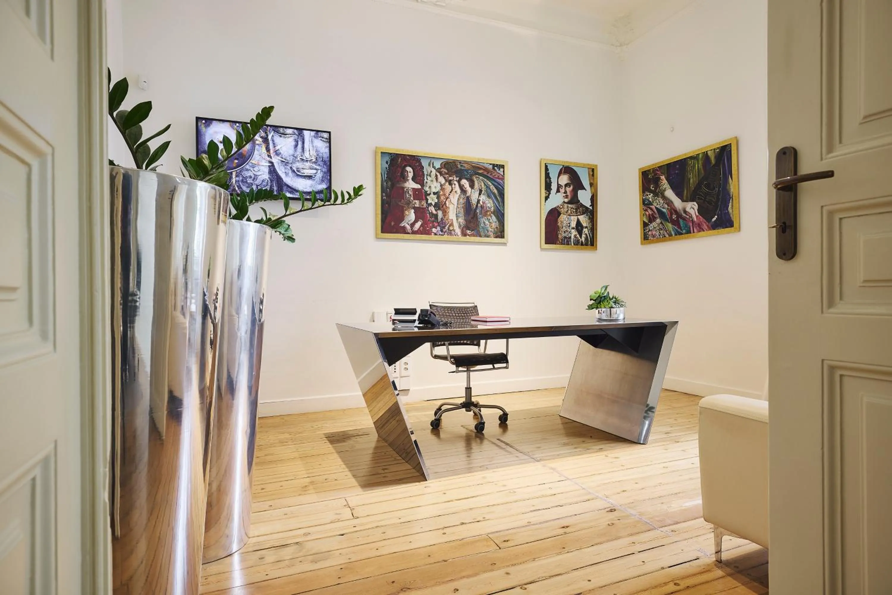 Lobby or reception in Bohemian Suites Athens