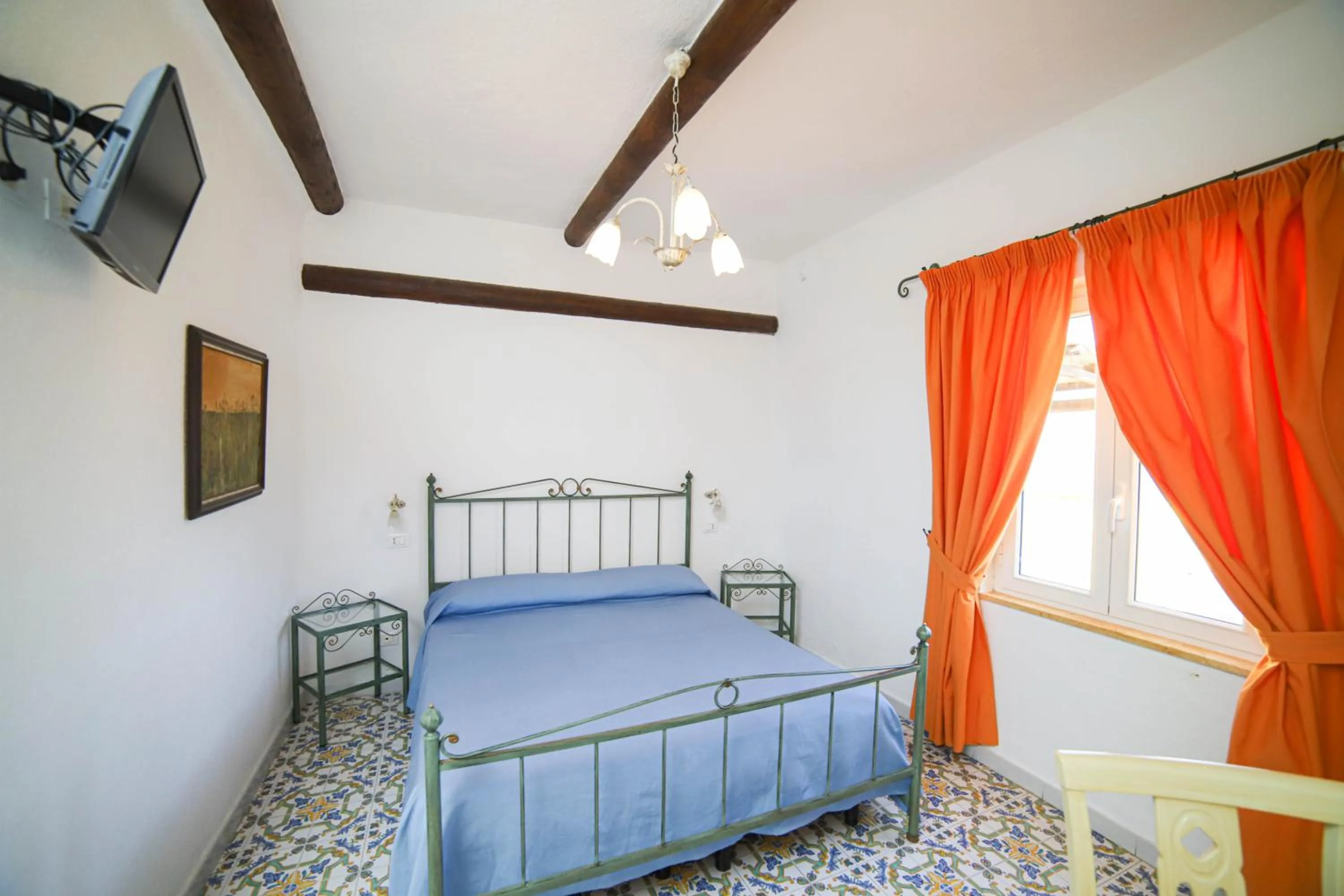 Bedroom, Bed in Sweetposeidon