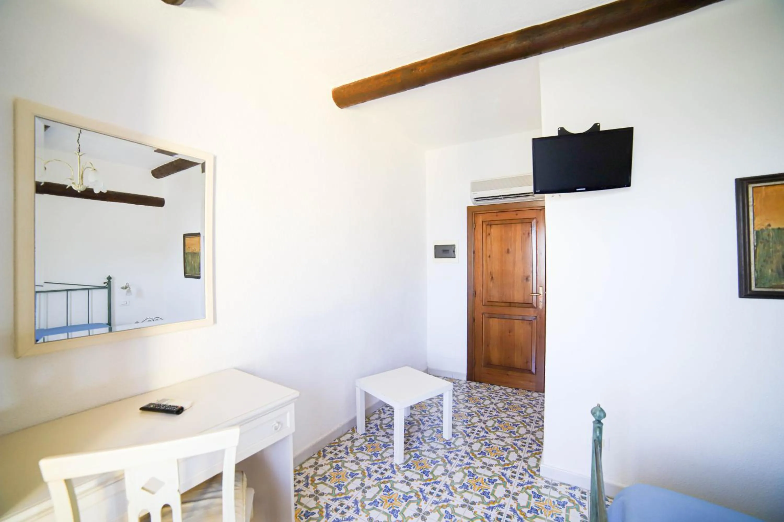 TV and multimedia in Sweetposeidon