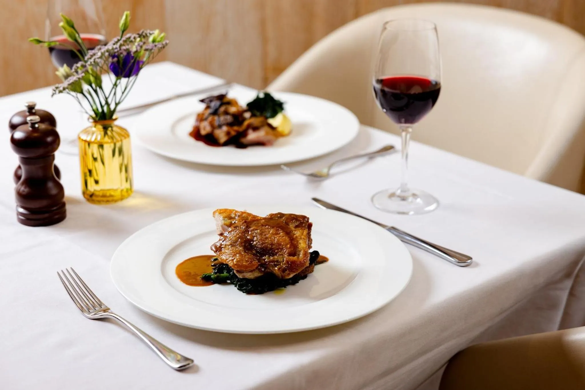 Restaurant/places to eat in InterContinental London Park Lane by IHG