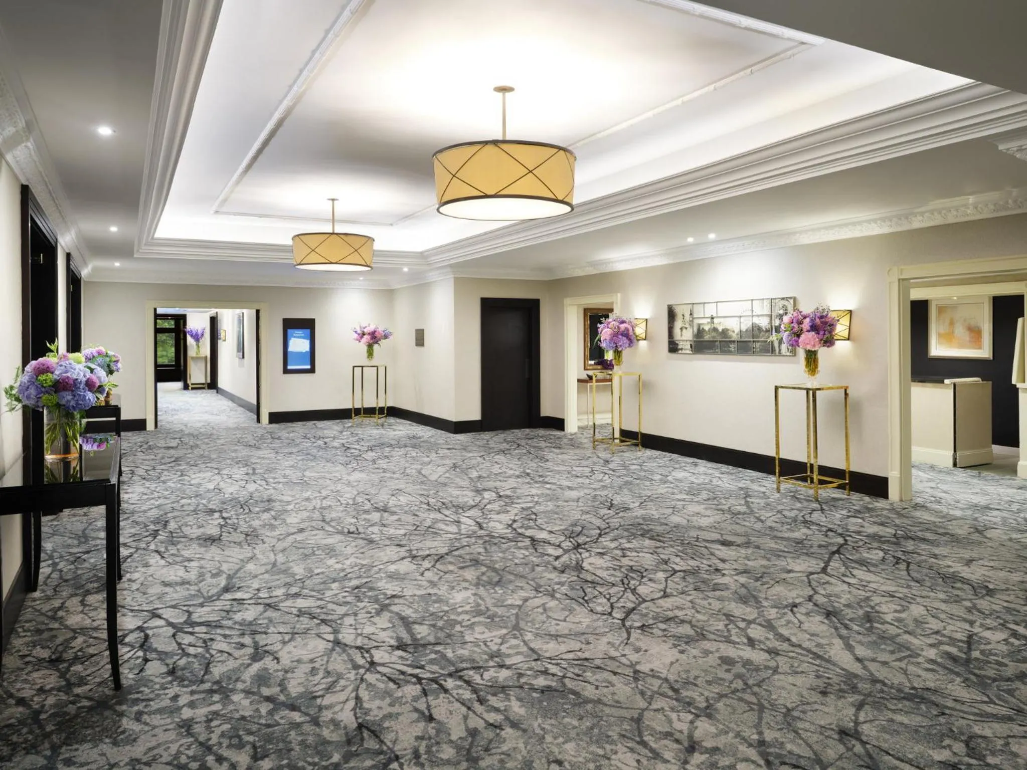 Restaurant/places to eat in InterContinental London Park Lane by IHG