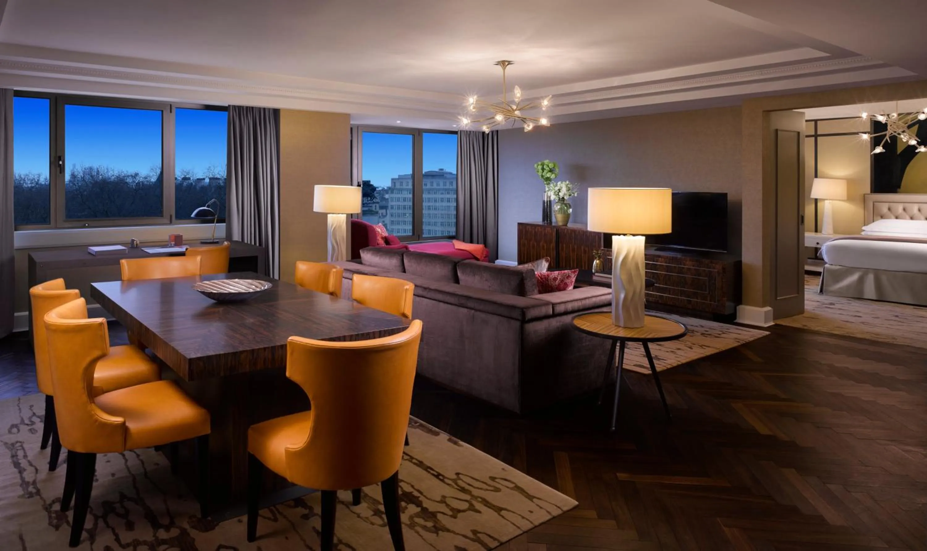 Photo of the whole room, Bed in InterContinental London Park Lane by IHG