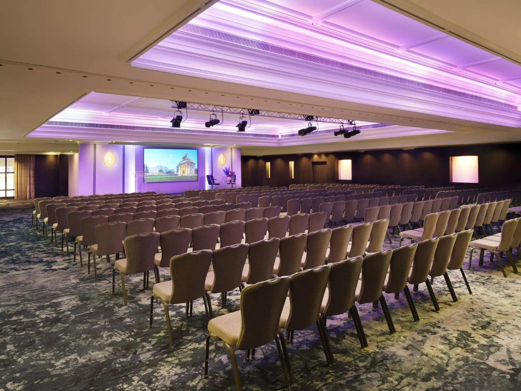 Meeting/conference room in InterContinental London Park Lane by IHG