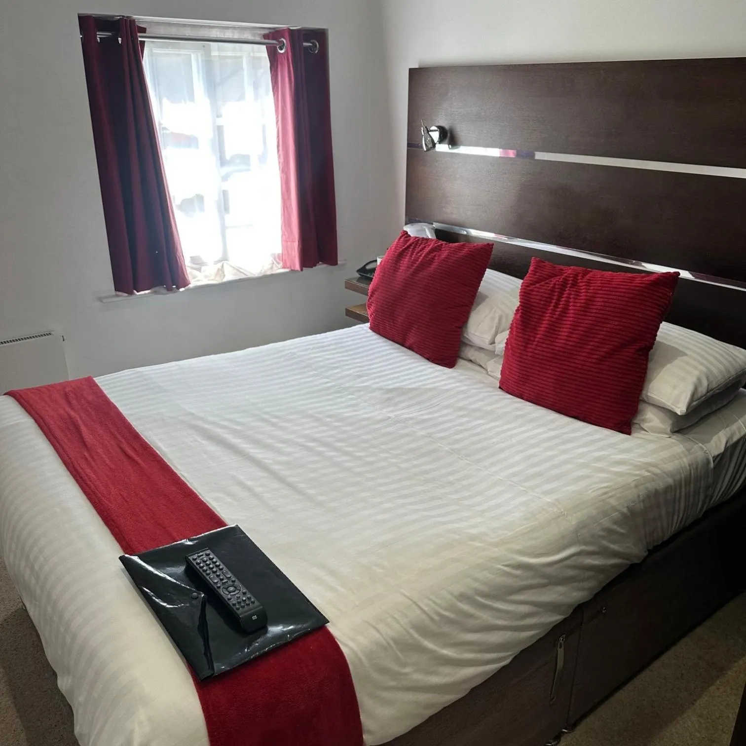 Bed in Rooms at the Inn