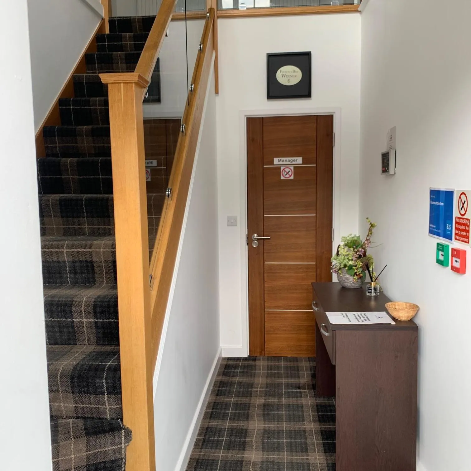 Facade/entrance in Rooms at the Inn