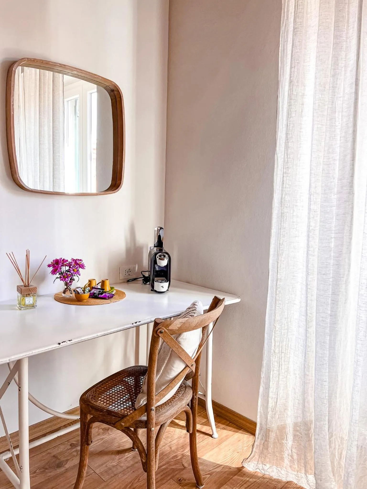 Bedroom in Indarsena b&b