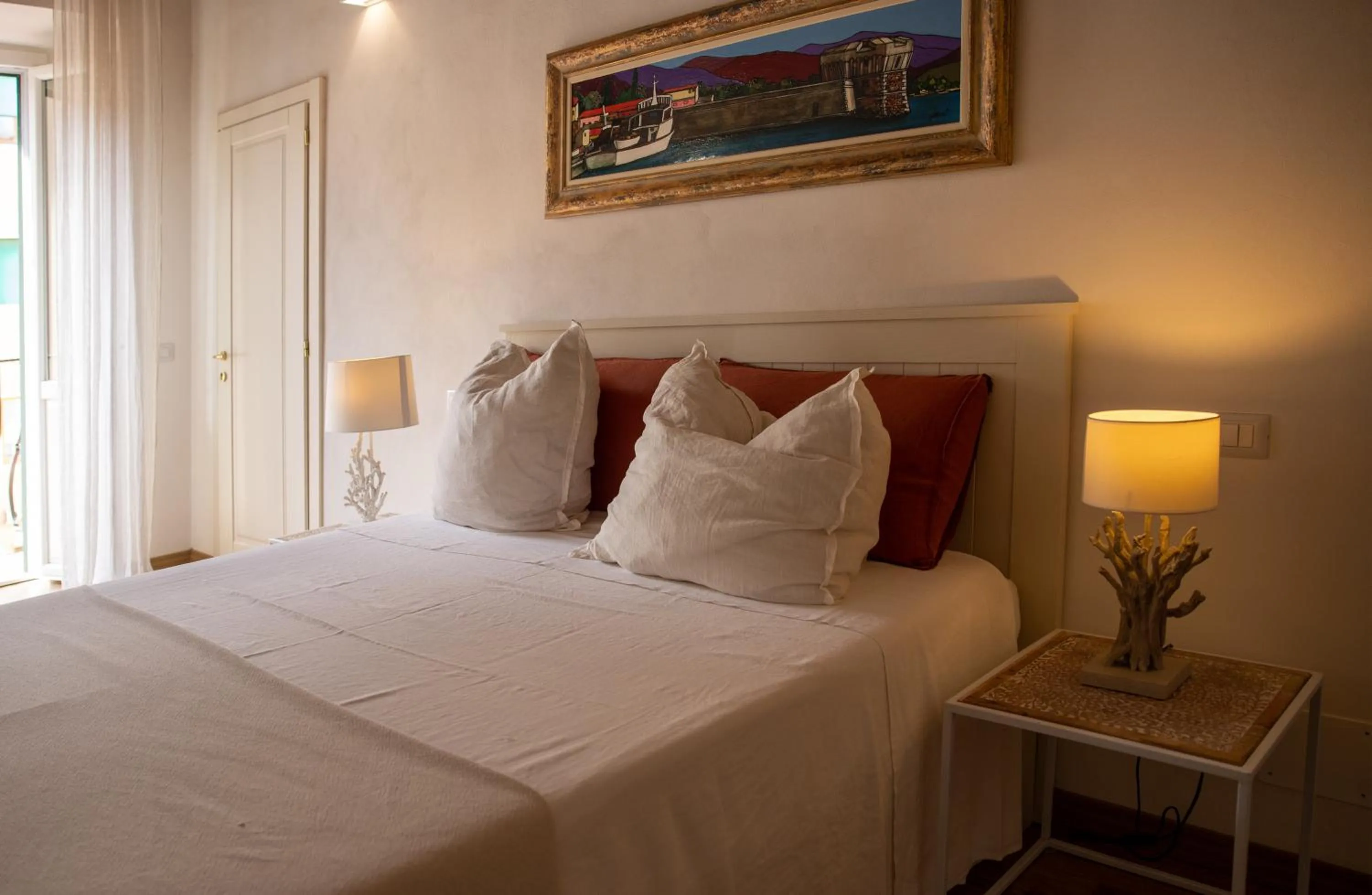 Bed in Indarsena b&b