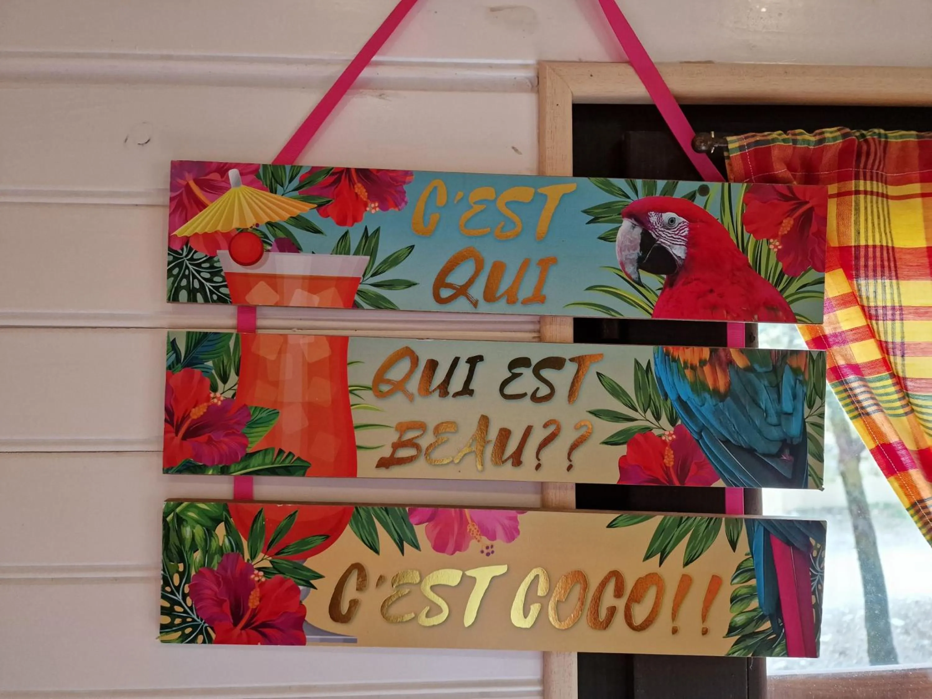 Decorative detail in Les Arbousiers Village Hôtel Provençal