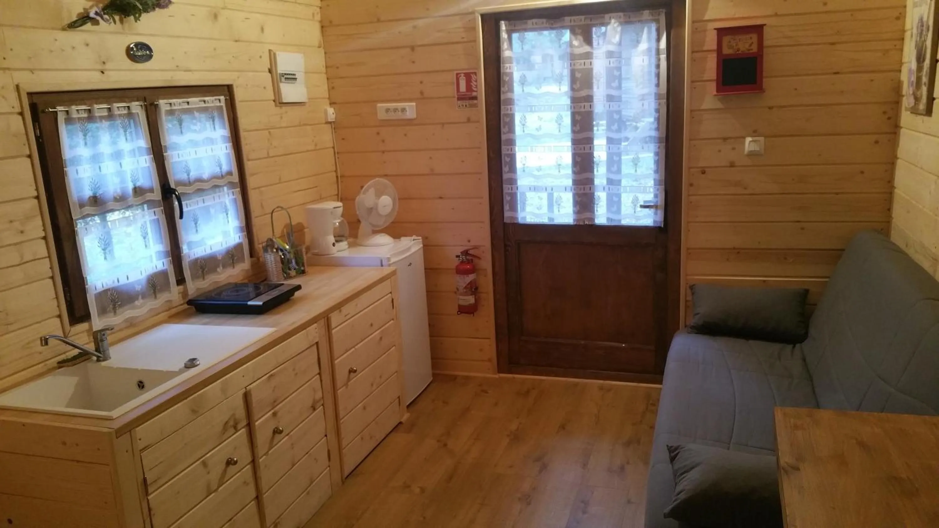 Photo of the whole room in Les Arbousiers Village Hôtel Provençal