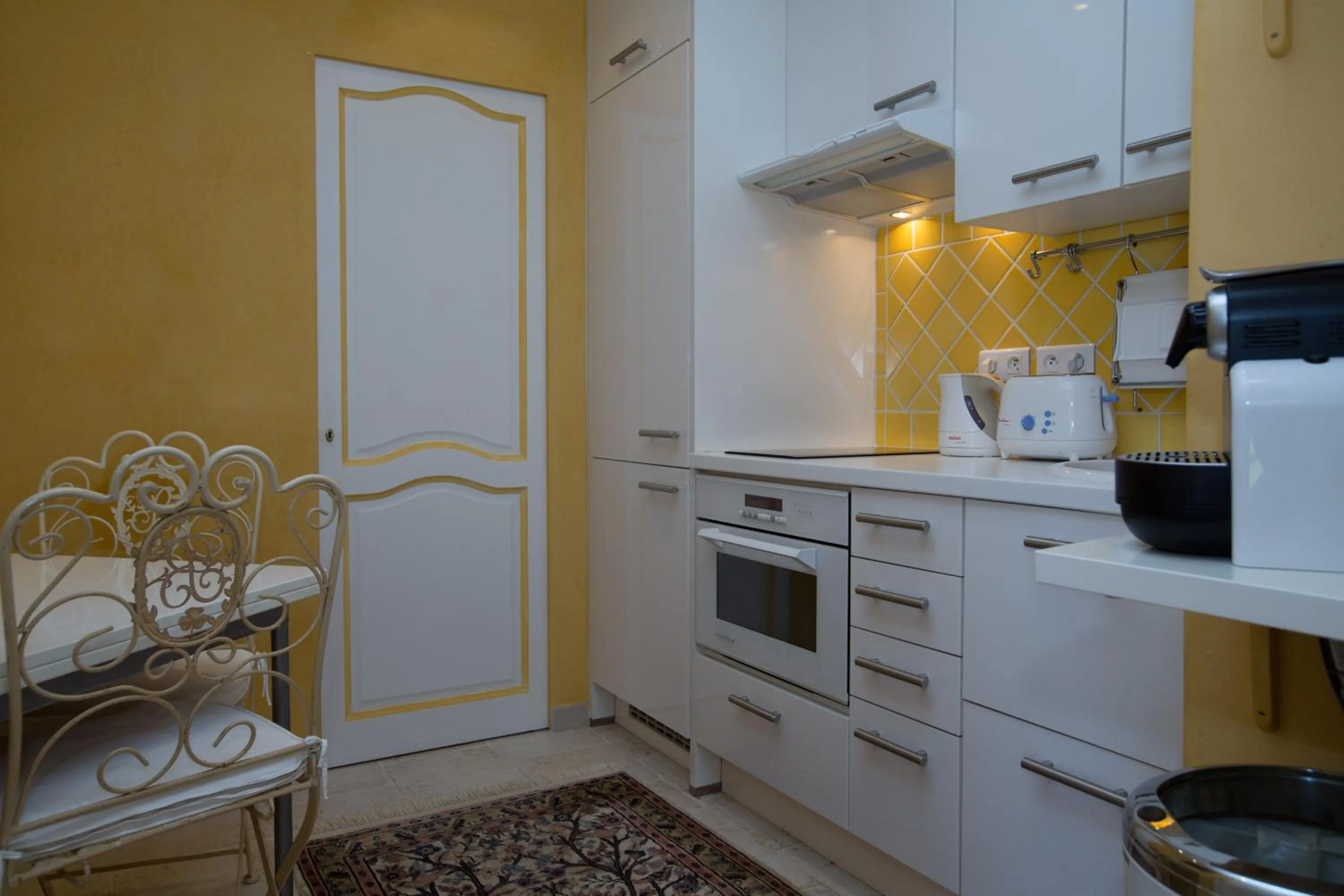 Kitchen or kitchenette in La Tarentane