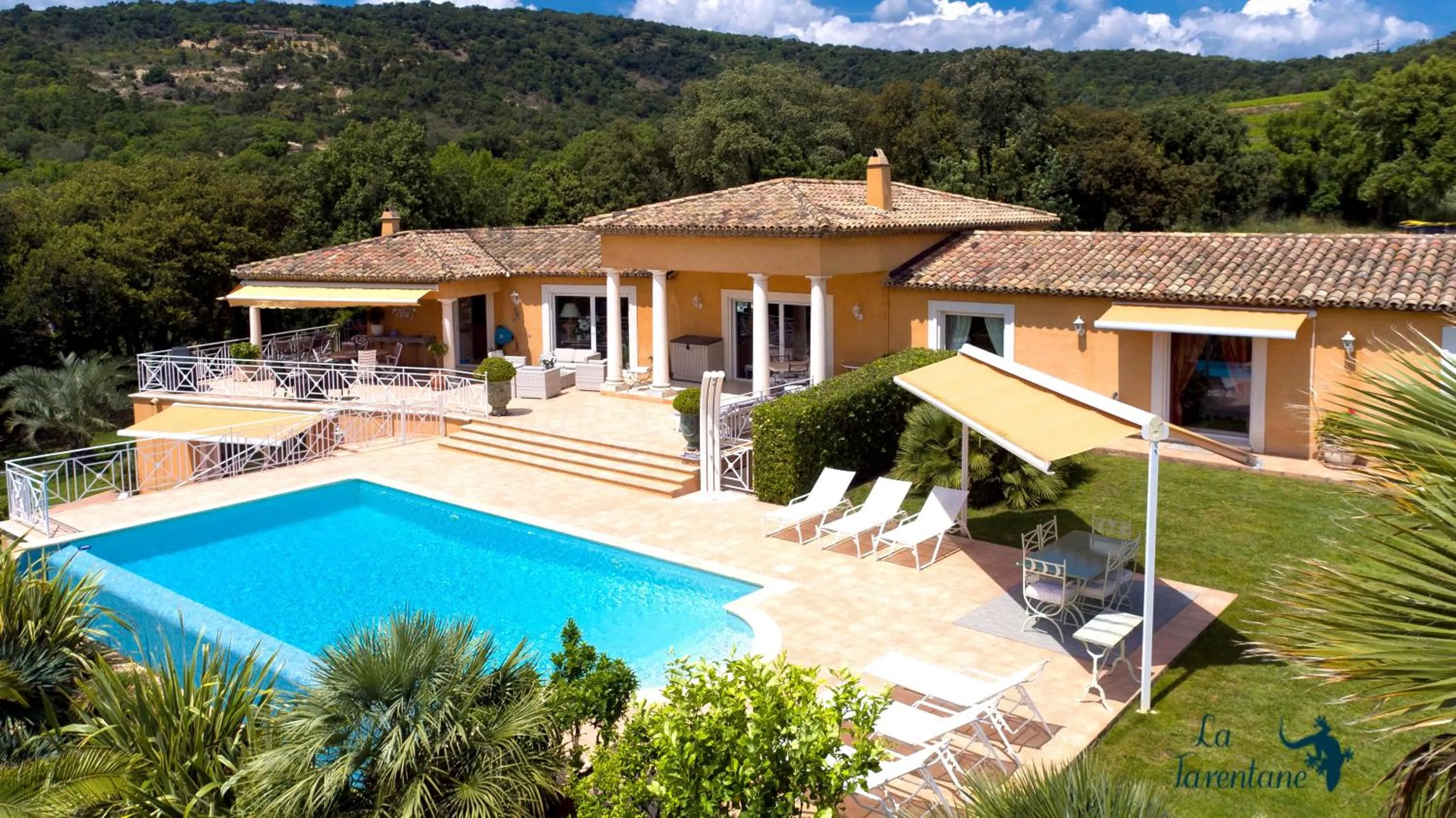 Bird's eye view in La Tarentane