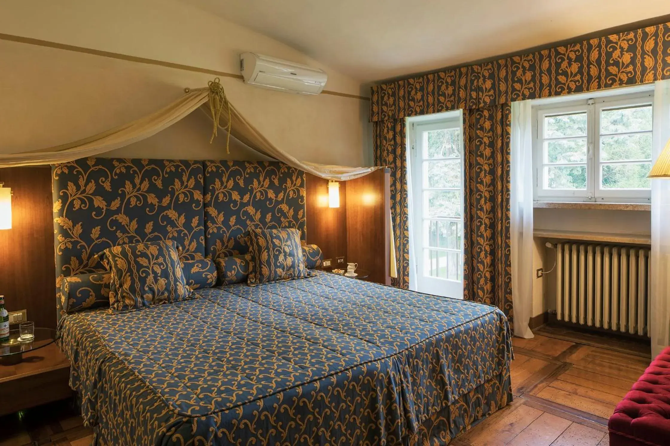 Deluxe Double or Twin Room in Hotel Villa Giona Deluxe Double or Twin Room in Hotel Villa Giona