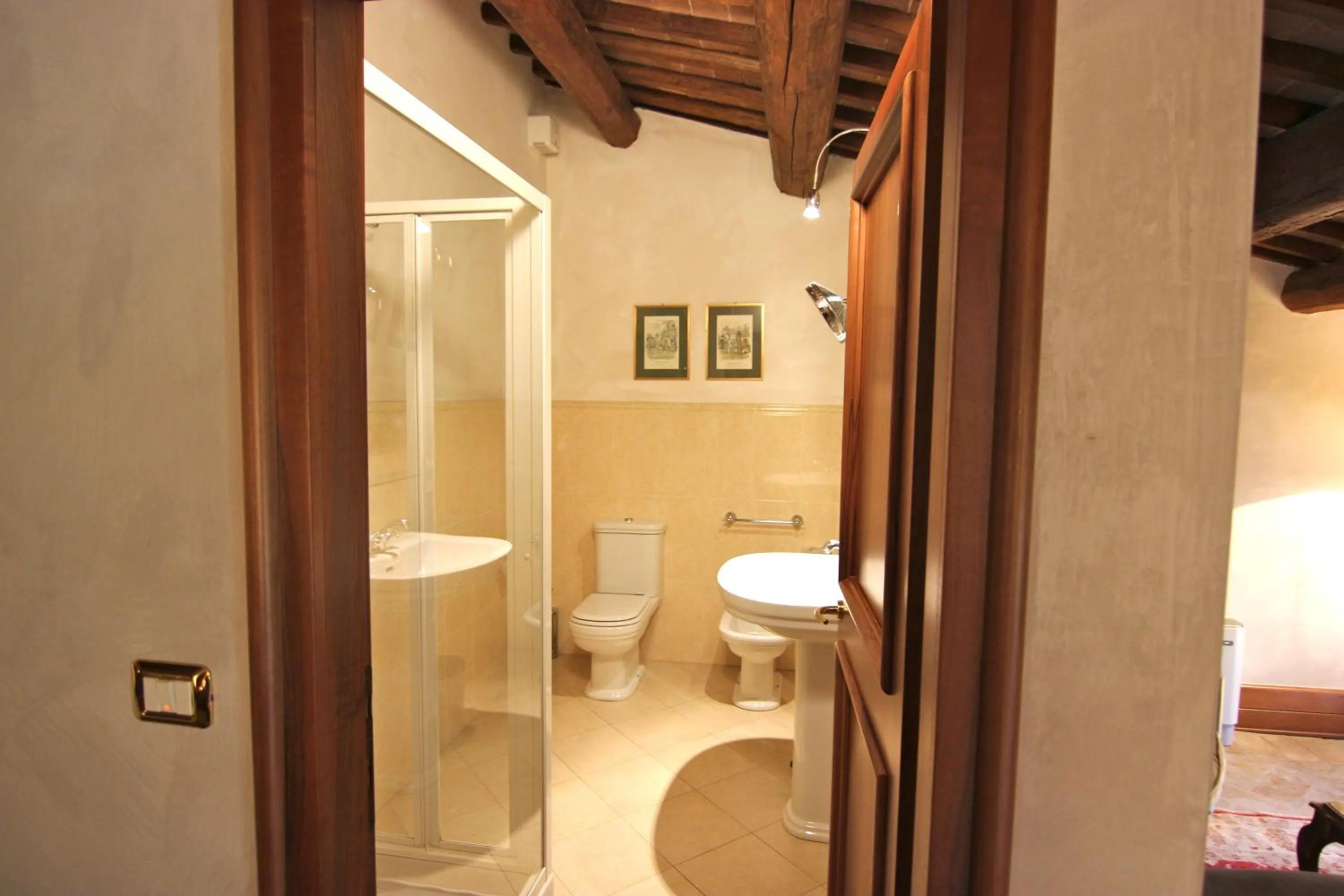 Bathroom in Hotel Villa Giona