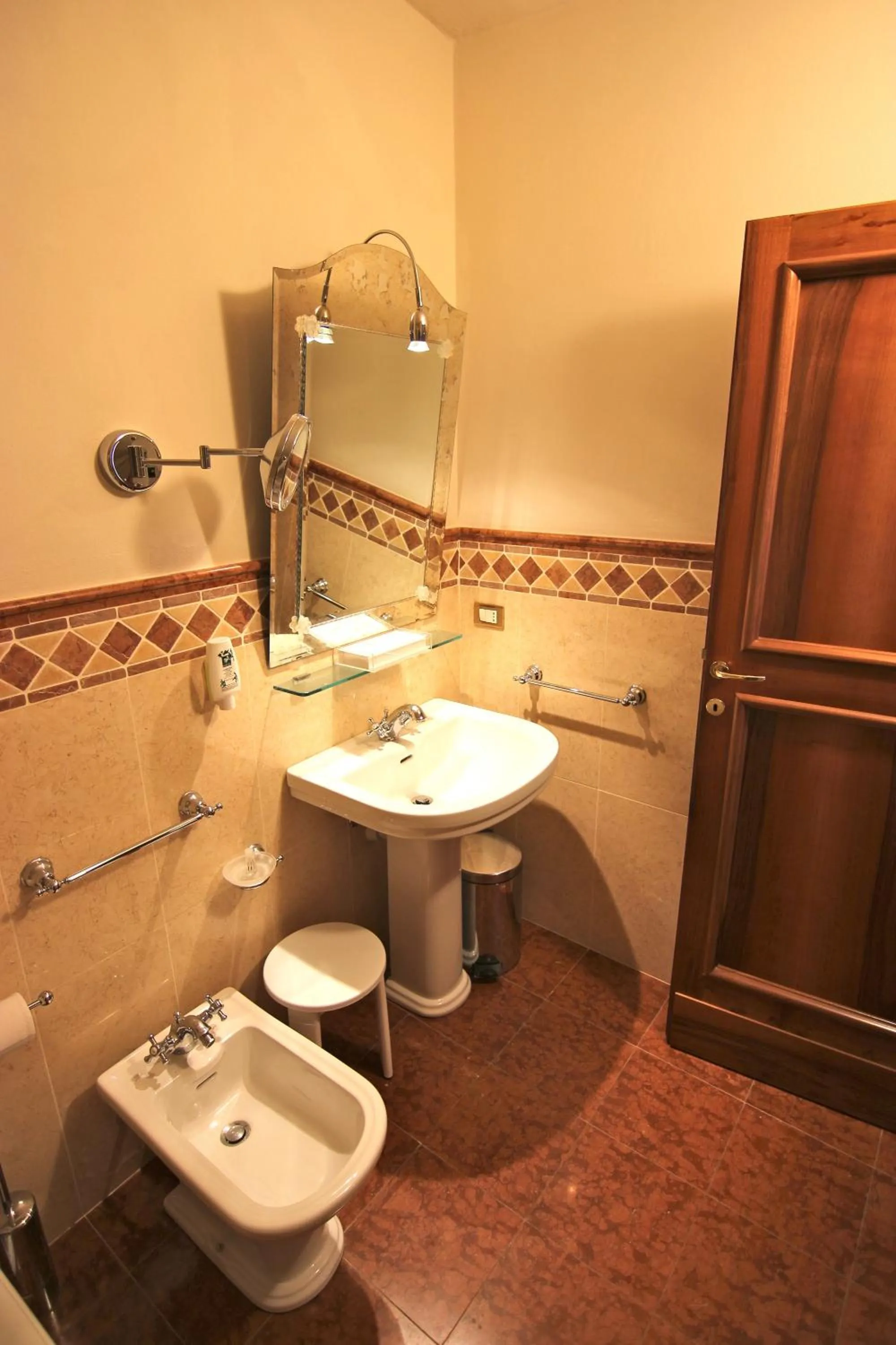 Bathroom in Hotel Villa Giona