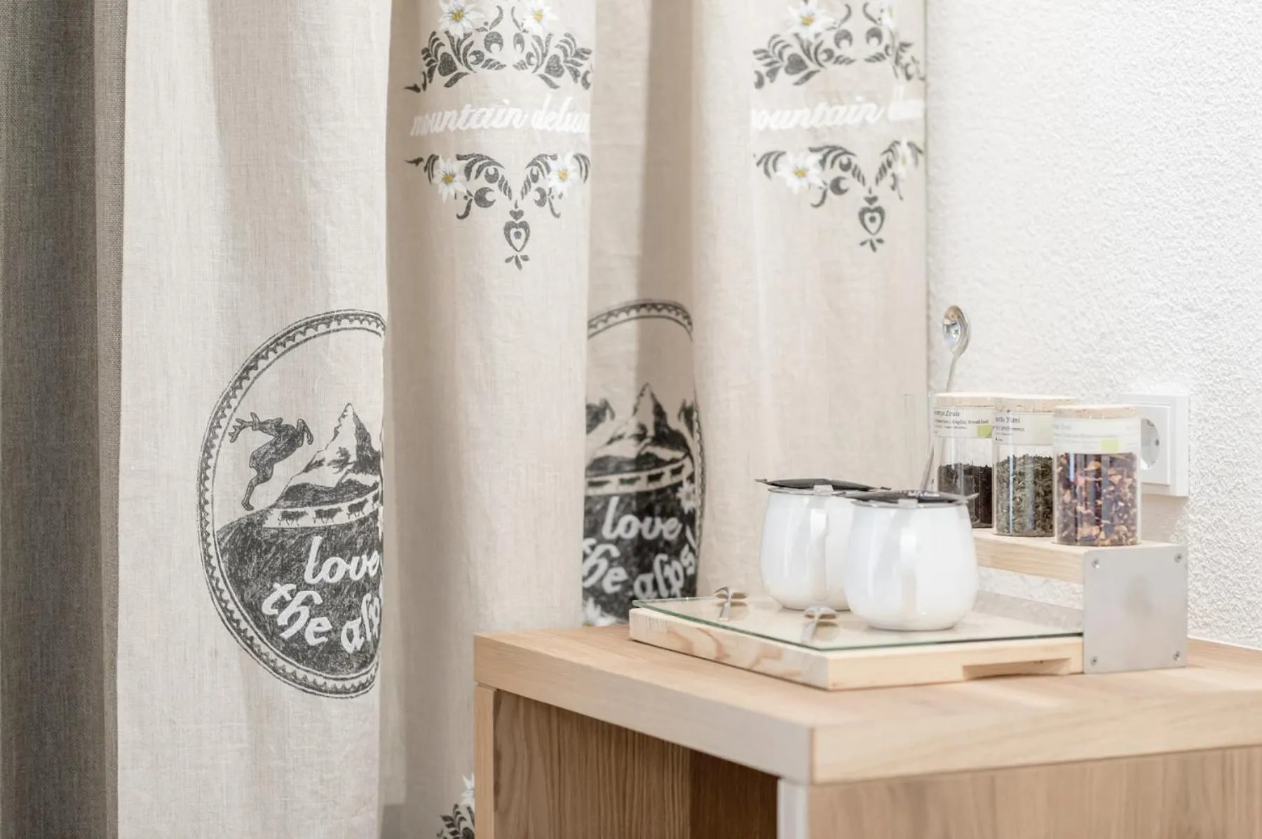 Photo of the whole room in Hotel Mondin