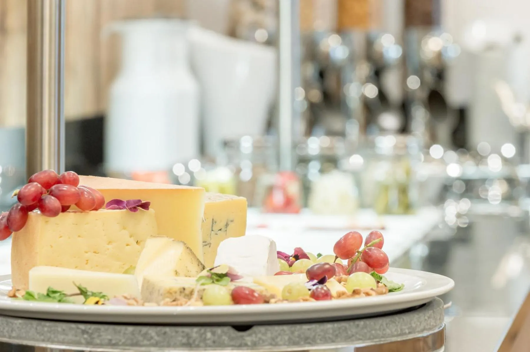 Food and drinks in Hotel Mondin