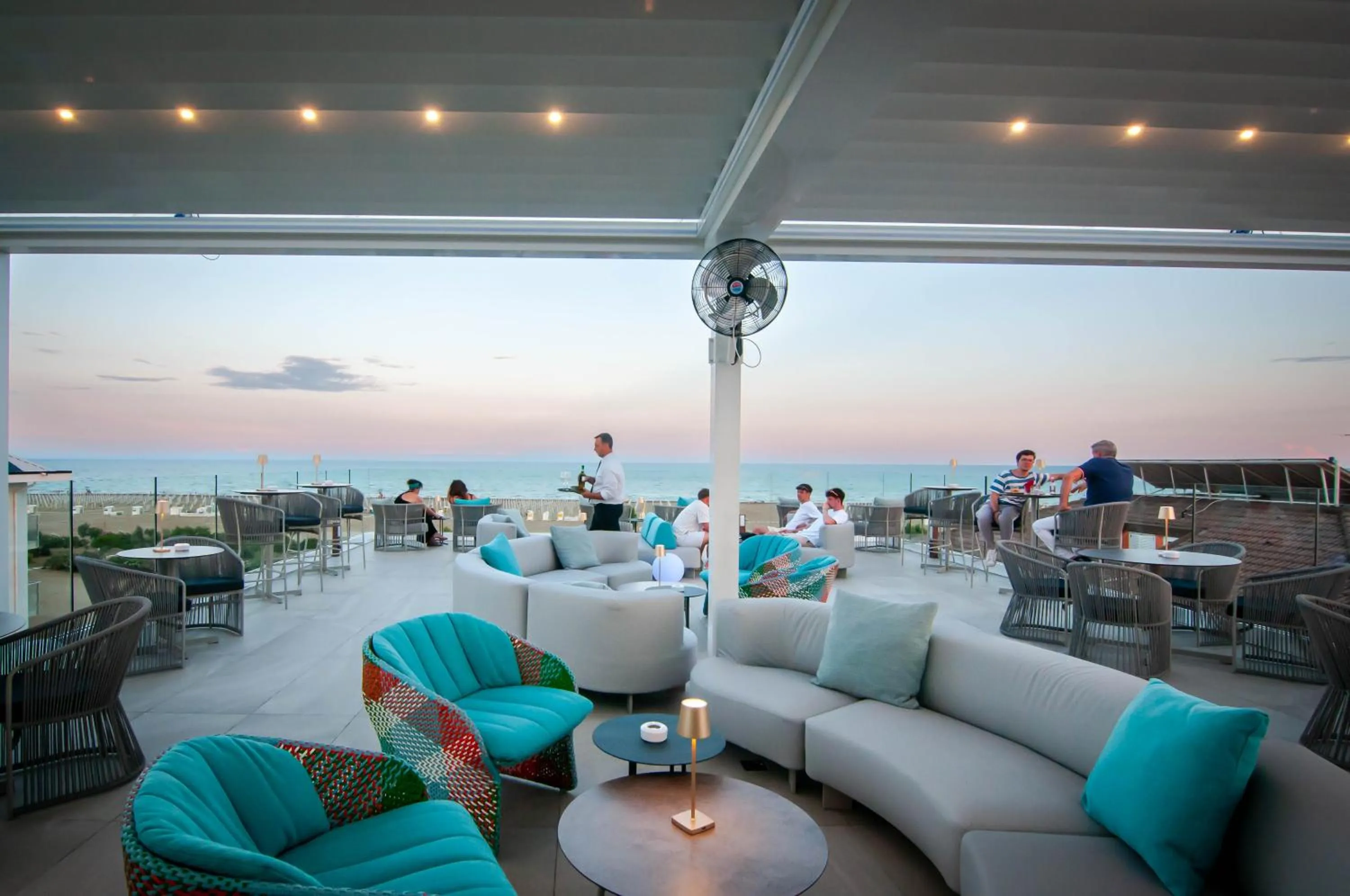 Patio in Marina Palace Hotel 4 stelle S