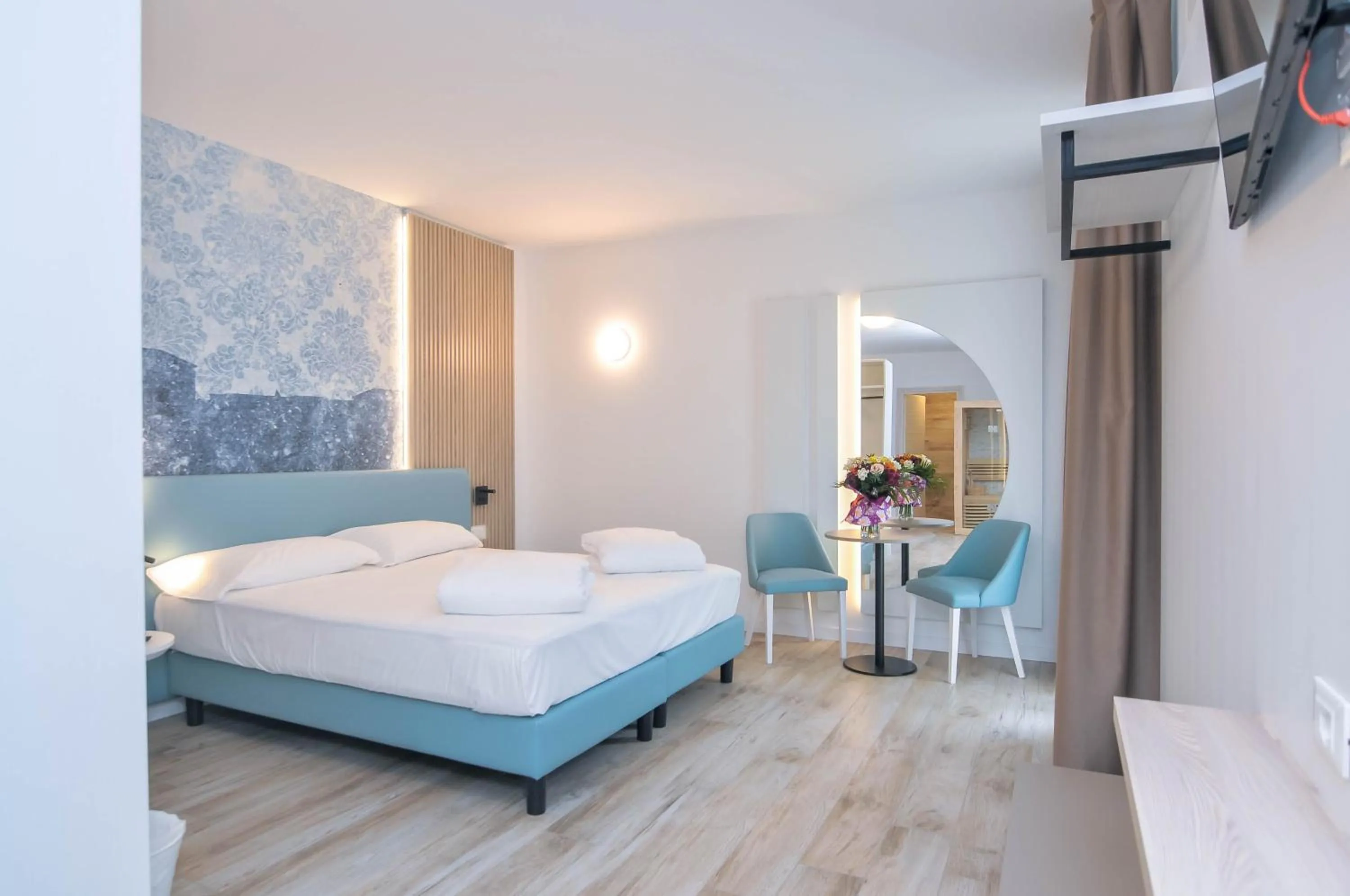 Bed in Marina Palace Hotel 4 stelle S