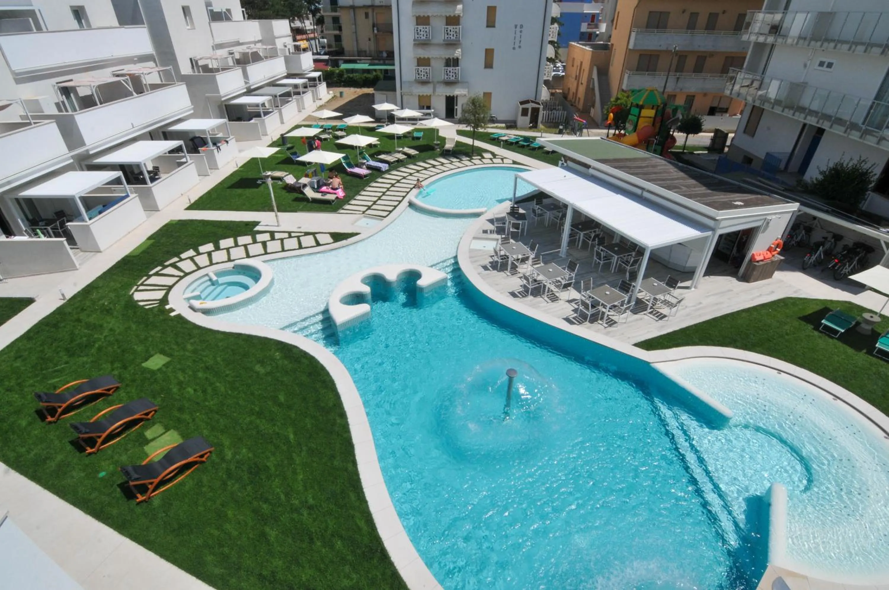 Swimming pool in Marina Palace Hotel 4 stelle S