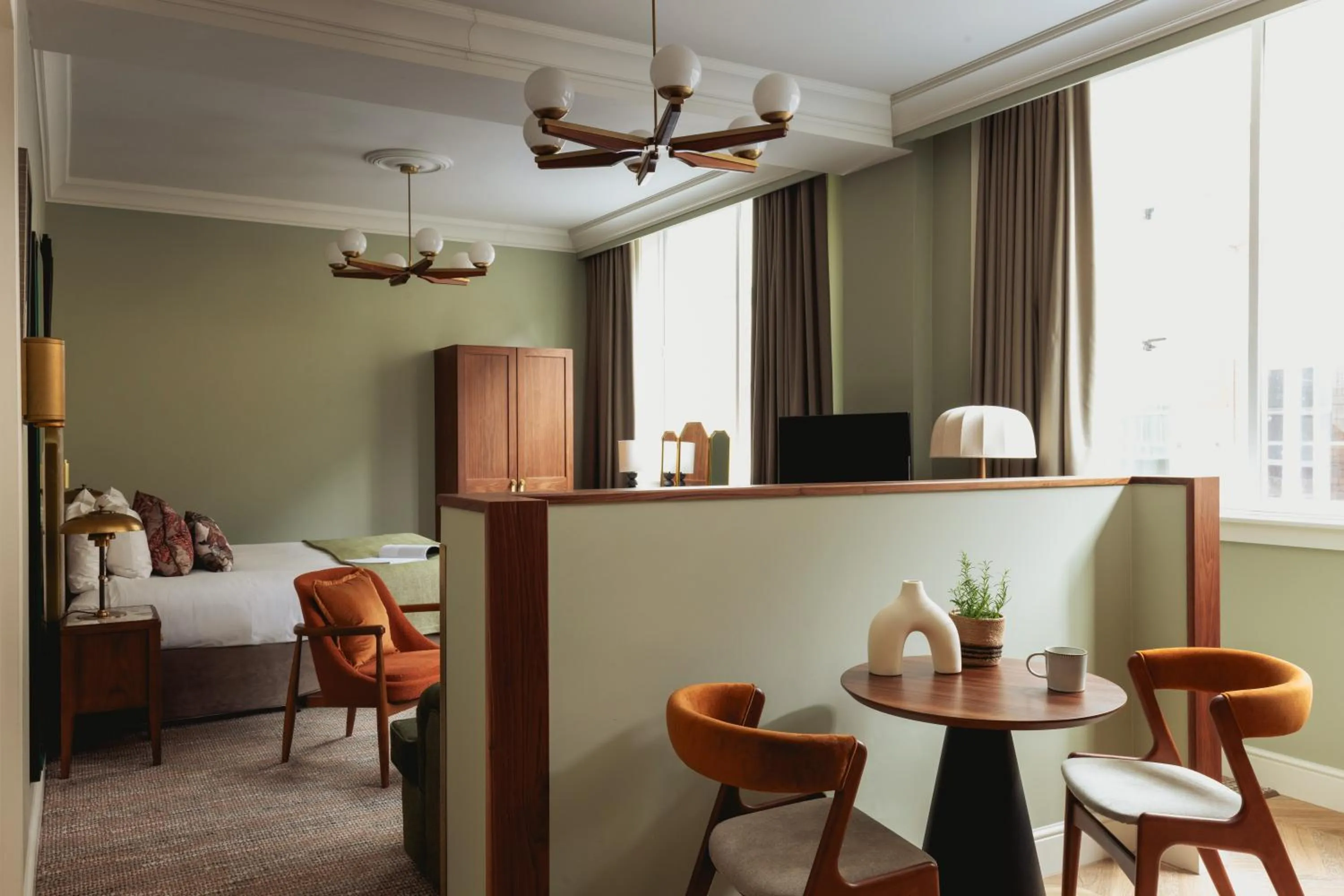 Bed in Native Glasgow