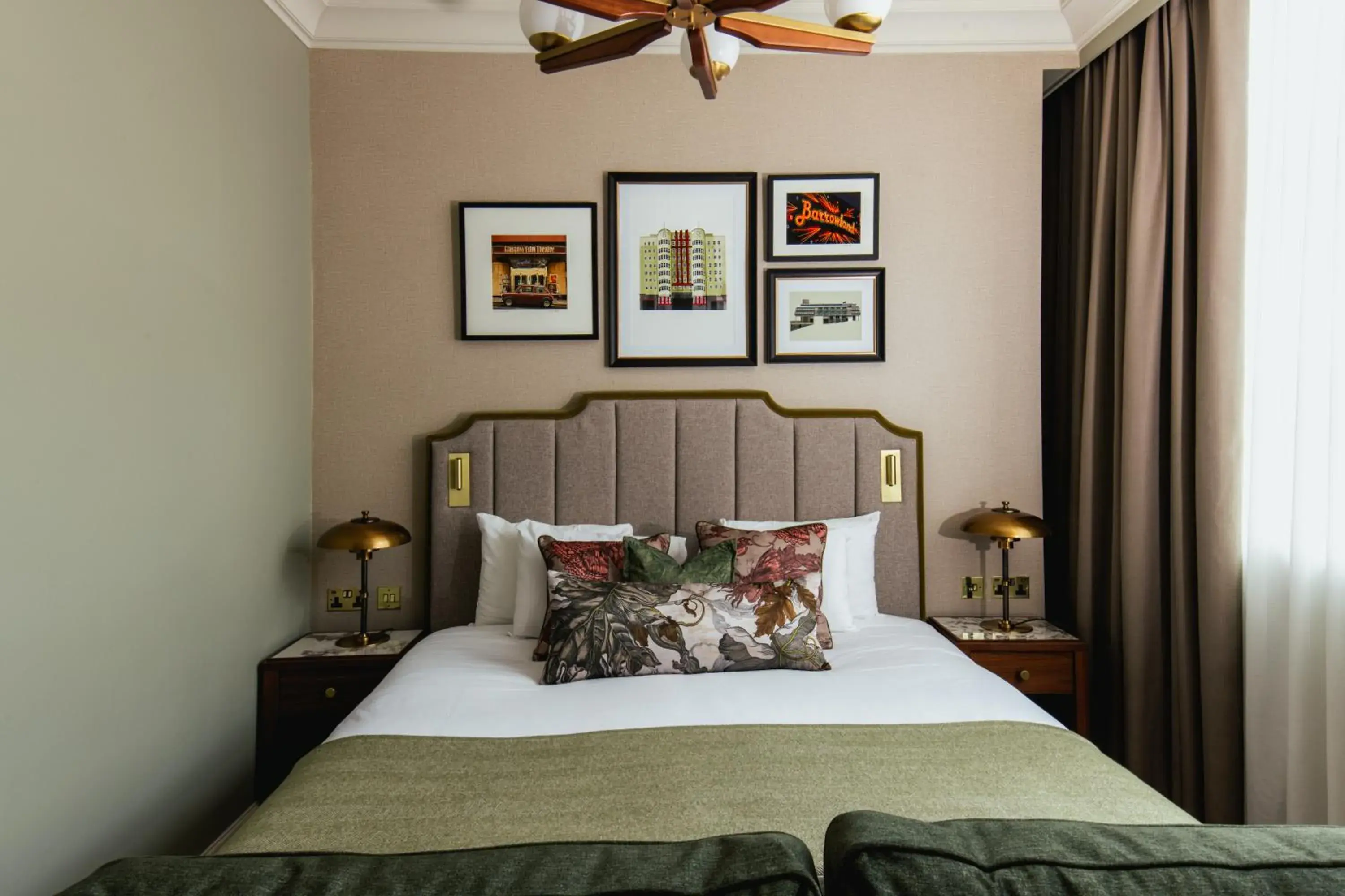 Studio in Native Glasgow Studio in Native Glasgow