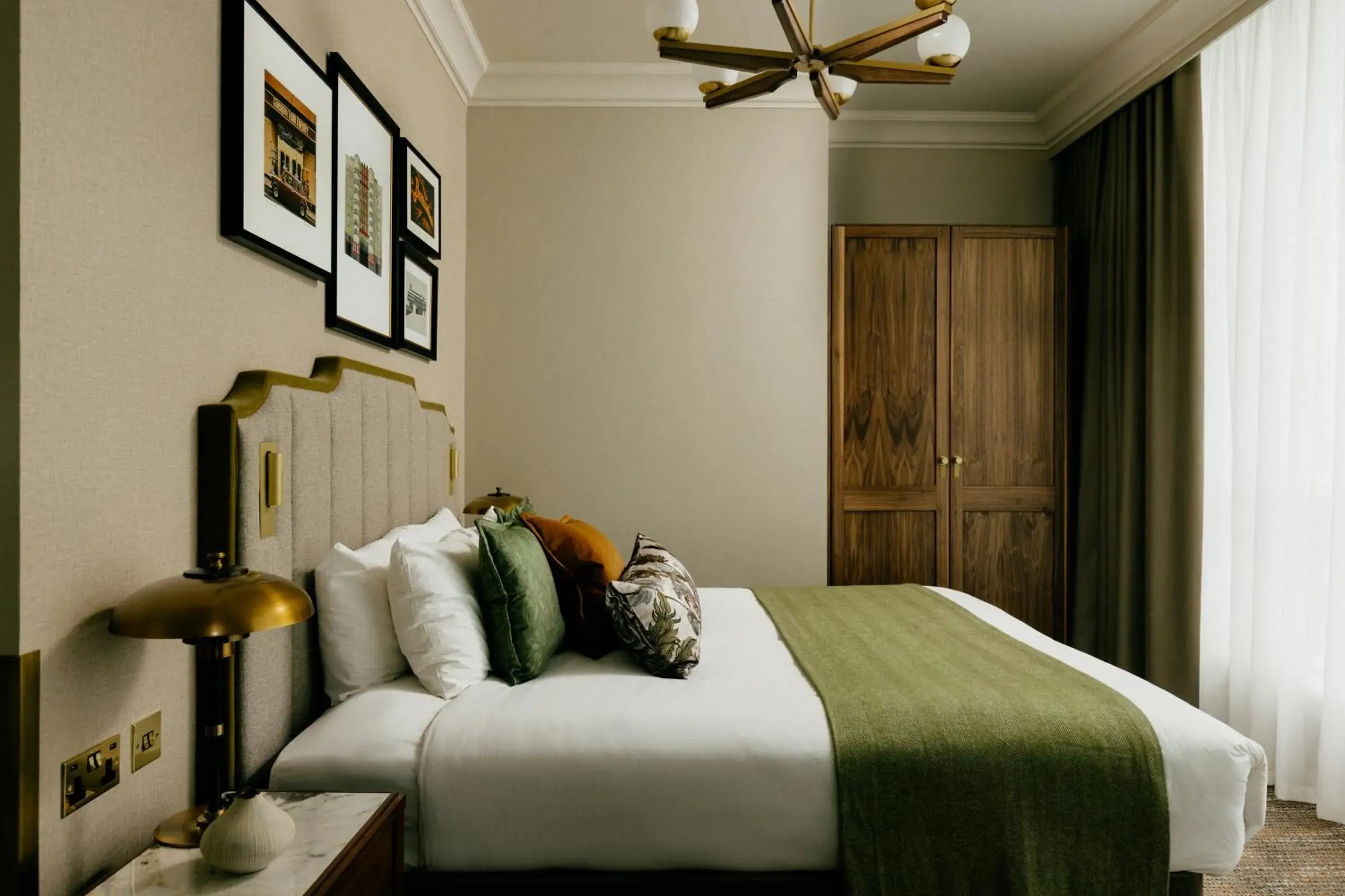 Refurbished One Bedroom Apartment in Native Glasgow Refurbished One Bedroom Apartment in Native Glasgow