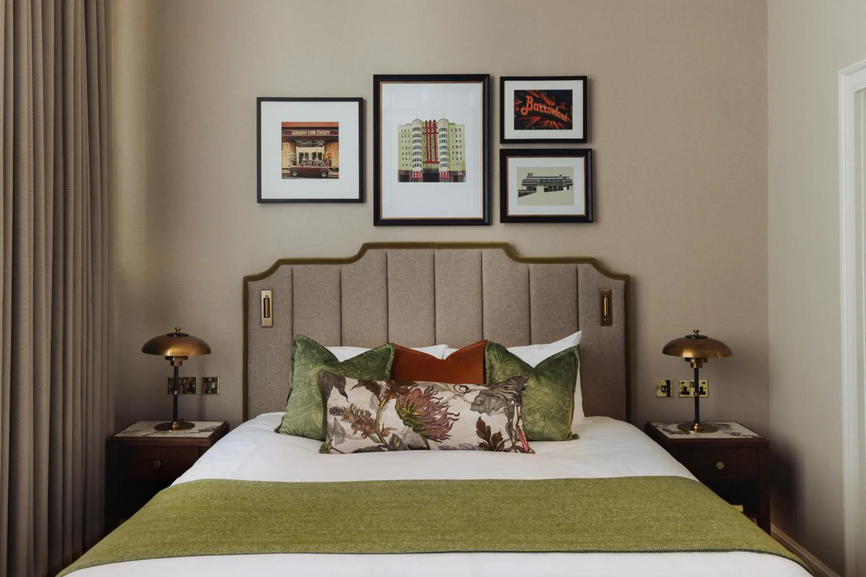 Bed in Native Glasgow Bed in Native Glasgow