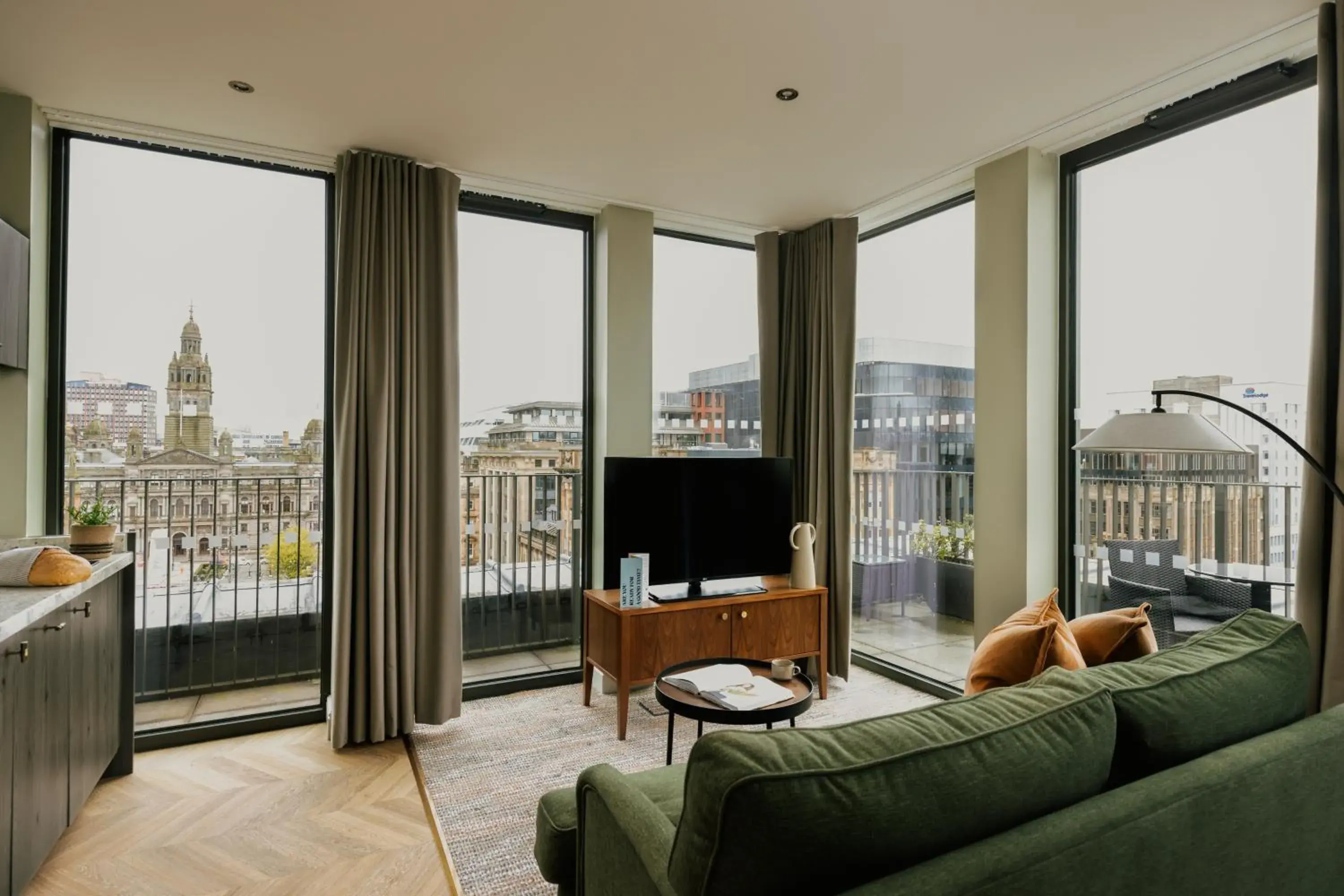 Penthouse One Bedroom Apartment in Native Glasgow Penthouse One Bedroom Apartment in Native Glasgow